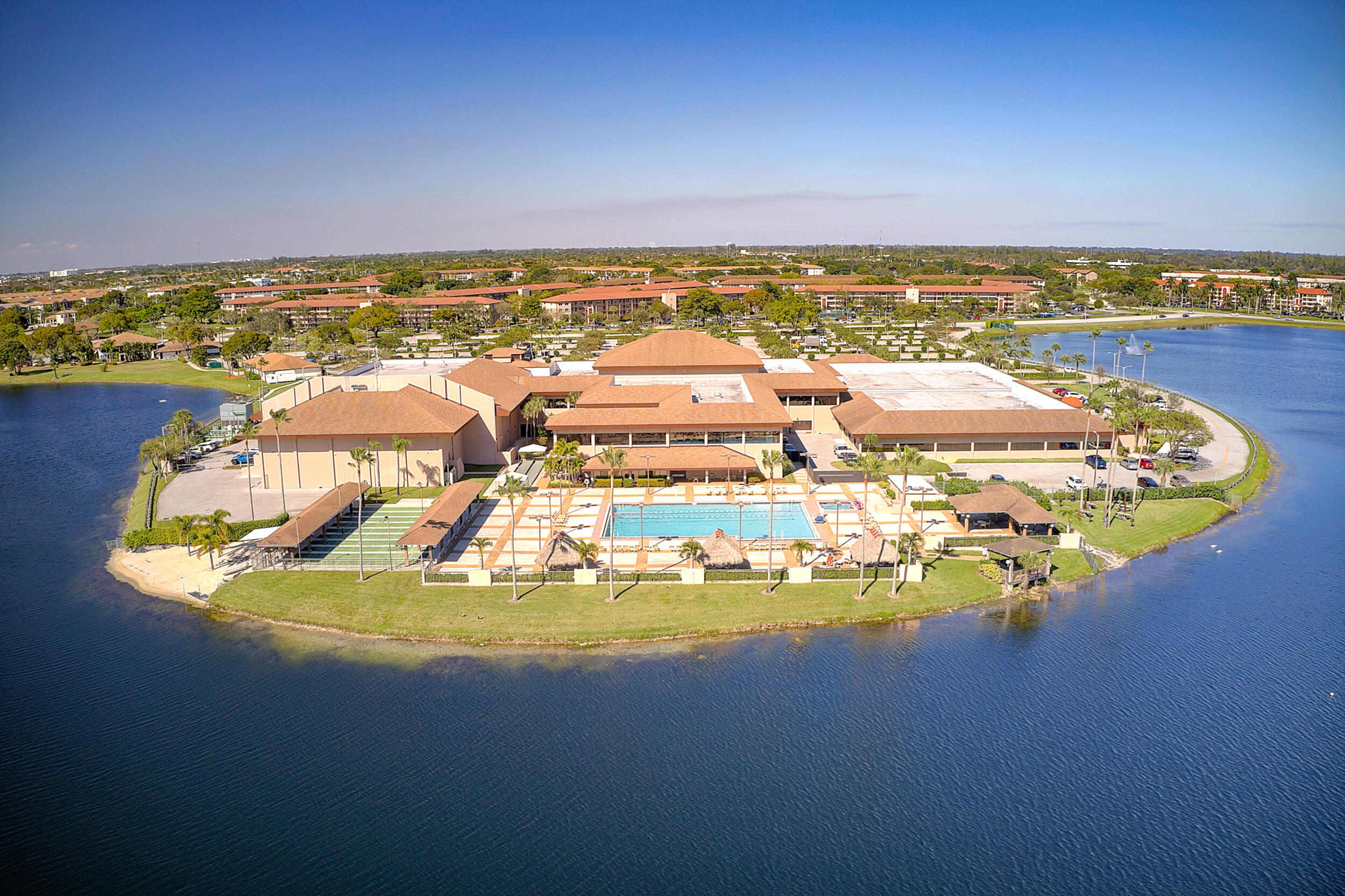 HAWTHORNE AT CENTURY VILLAGE - Residential