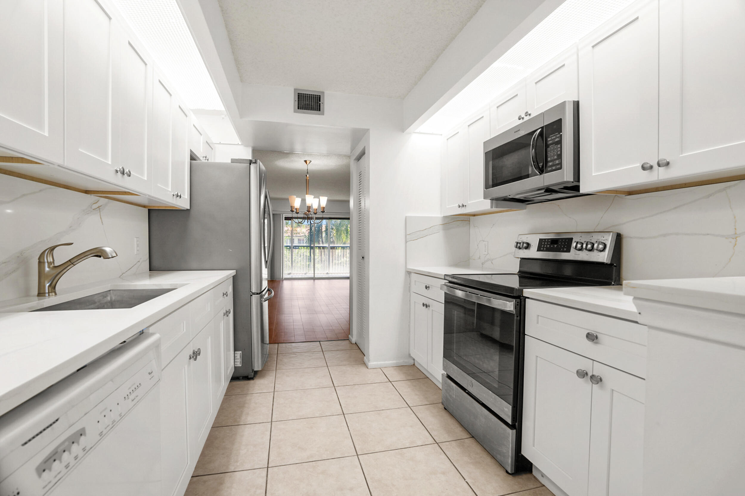 HAWTHORNE AT CENTURY VILLAGE - Residential