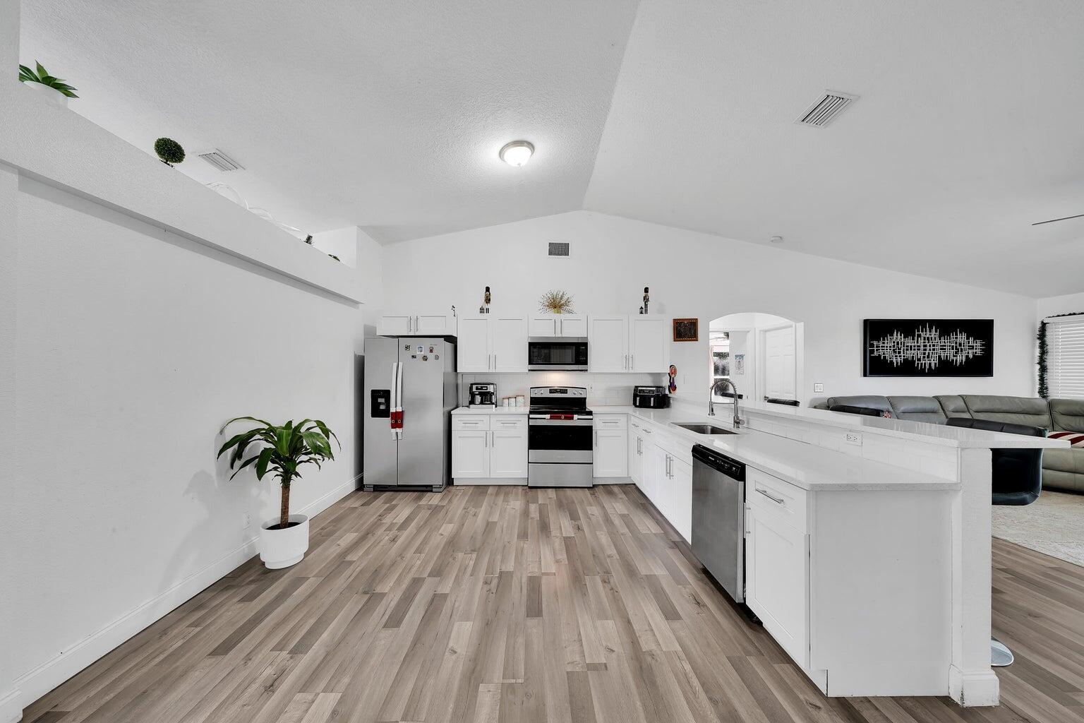 PORT ST LUCIE SECTION 22 - Residential