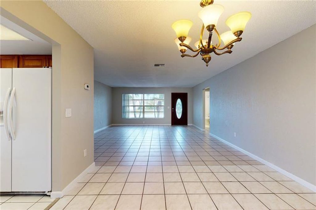 Photo of 9728 SW 3rd Street, Boca Raton, FL 33428 (MLS # F10444151)