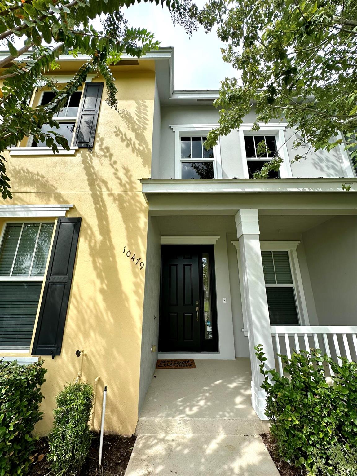 TRADITION PLAT NO 8 - Residential Lease