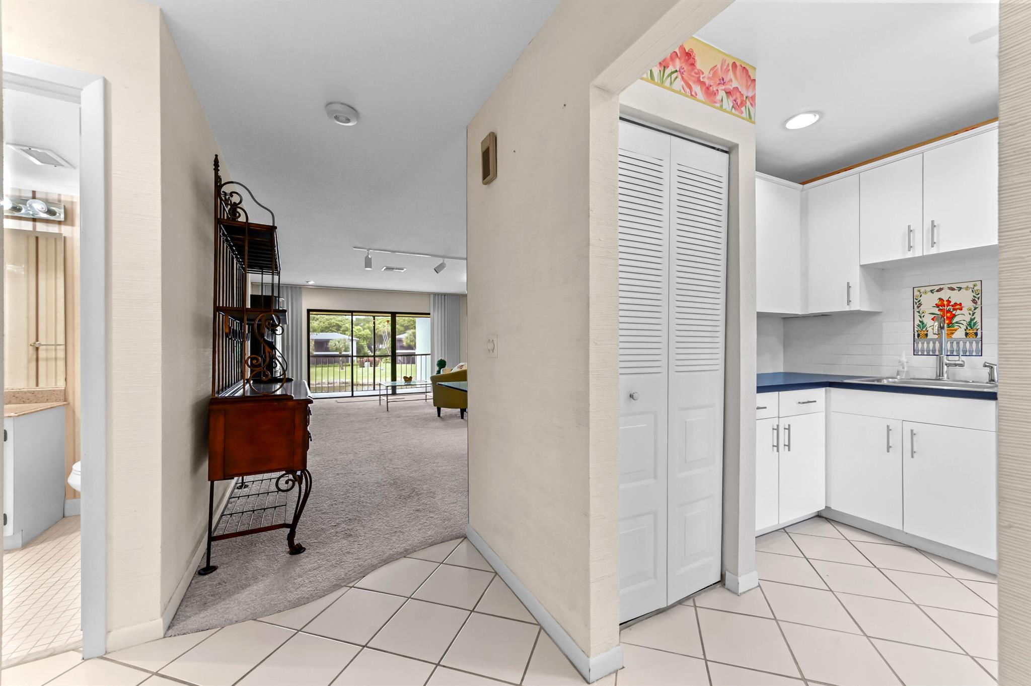 33 Southport Lane D, Boynton Beach, FL, 33436/$50,000 4 33 Southport Lane D