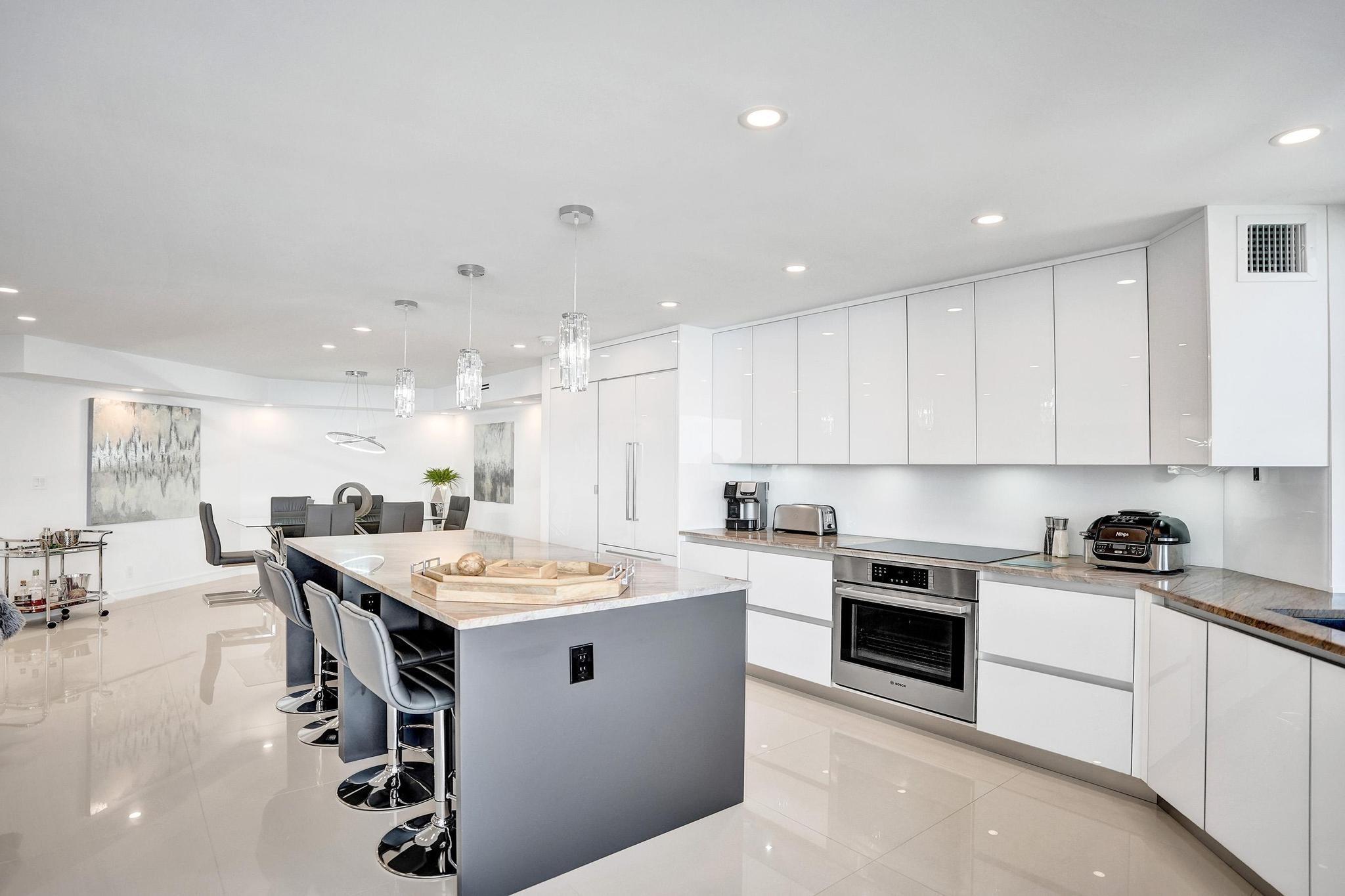 1340 S Ocean Blvd 905