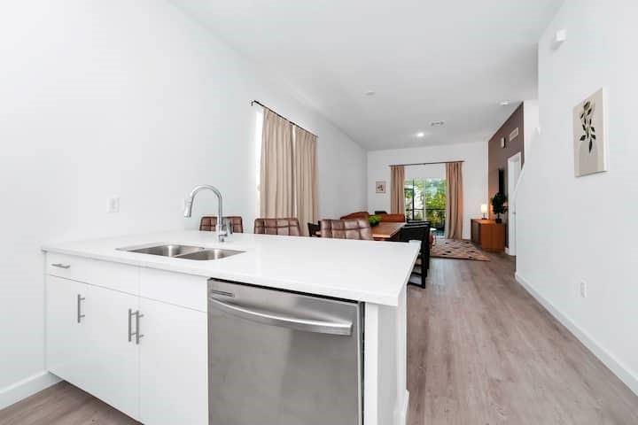 The Azur Resort - Residential