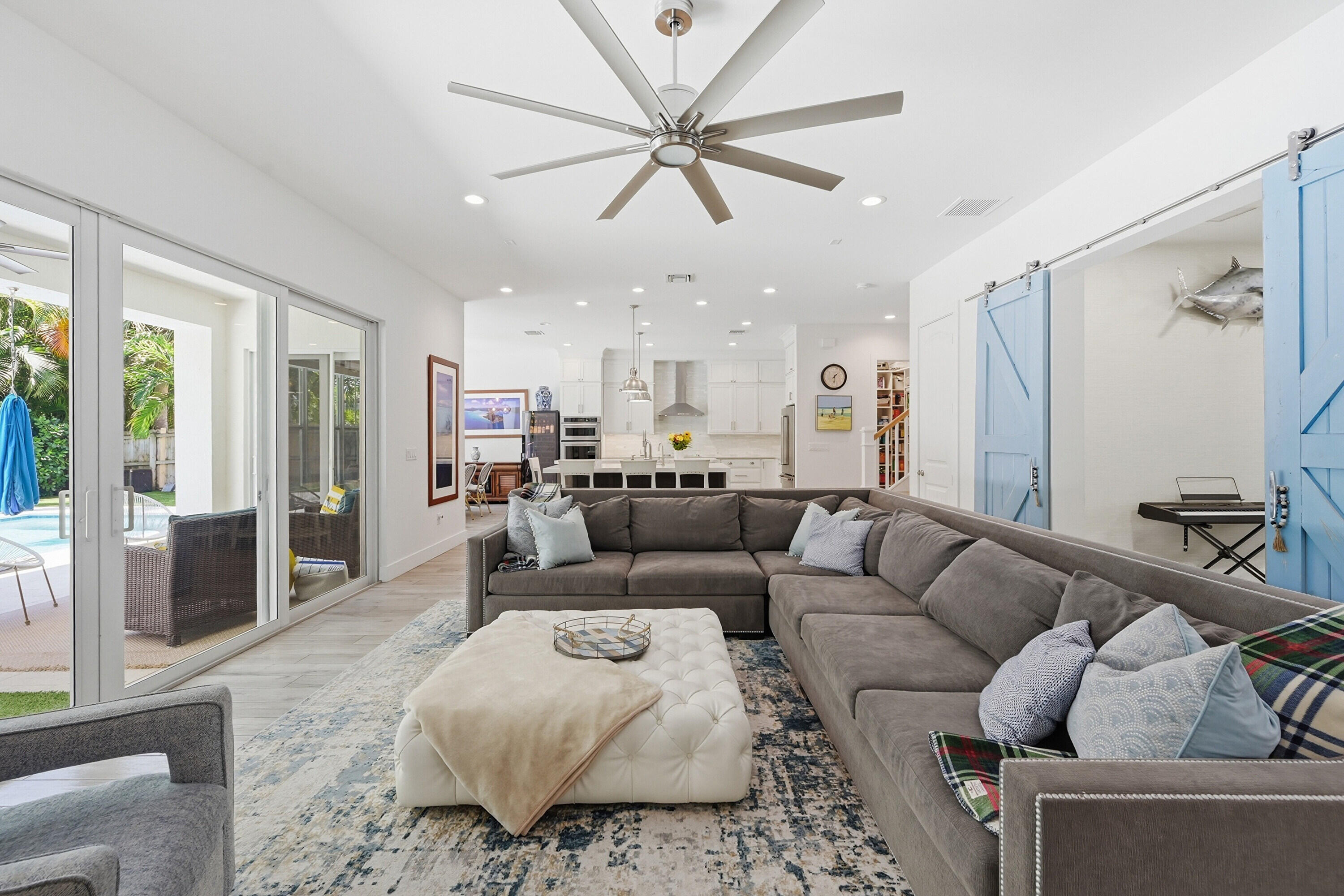 LIGHTHOUSE POINT ESTATES - Residential