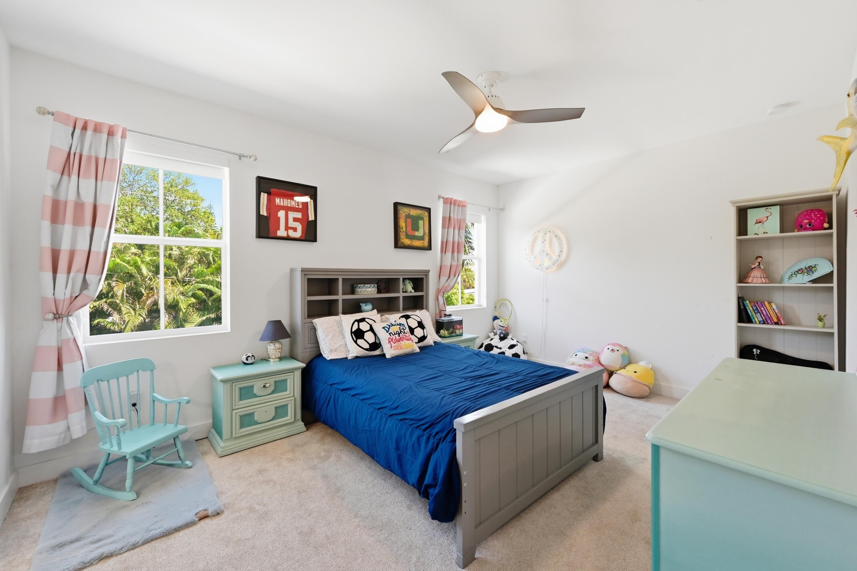 LIGHTHOUSE POINT ESTATES - Residential