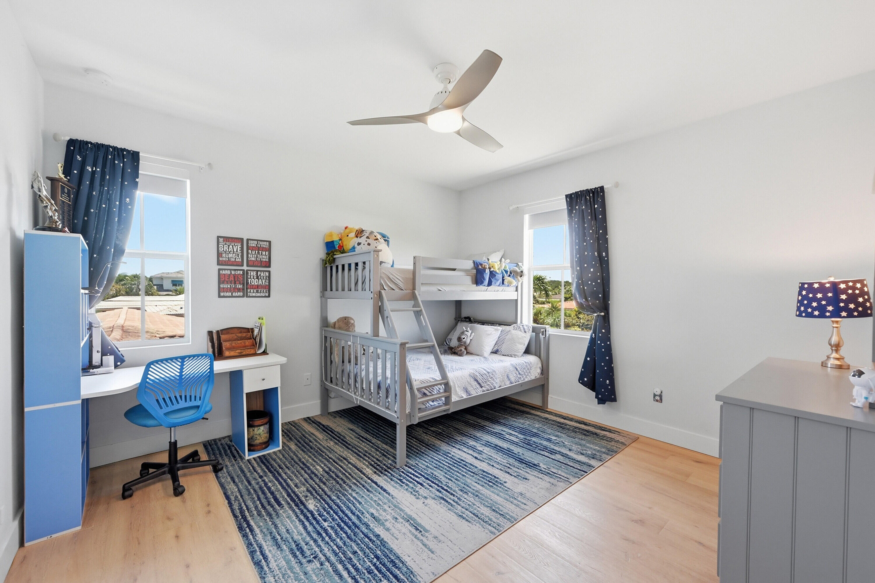 LIGHTHOUSE POINT ESTATES - Residential