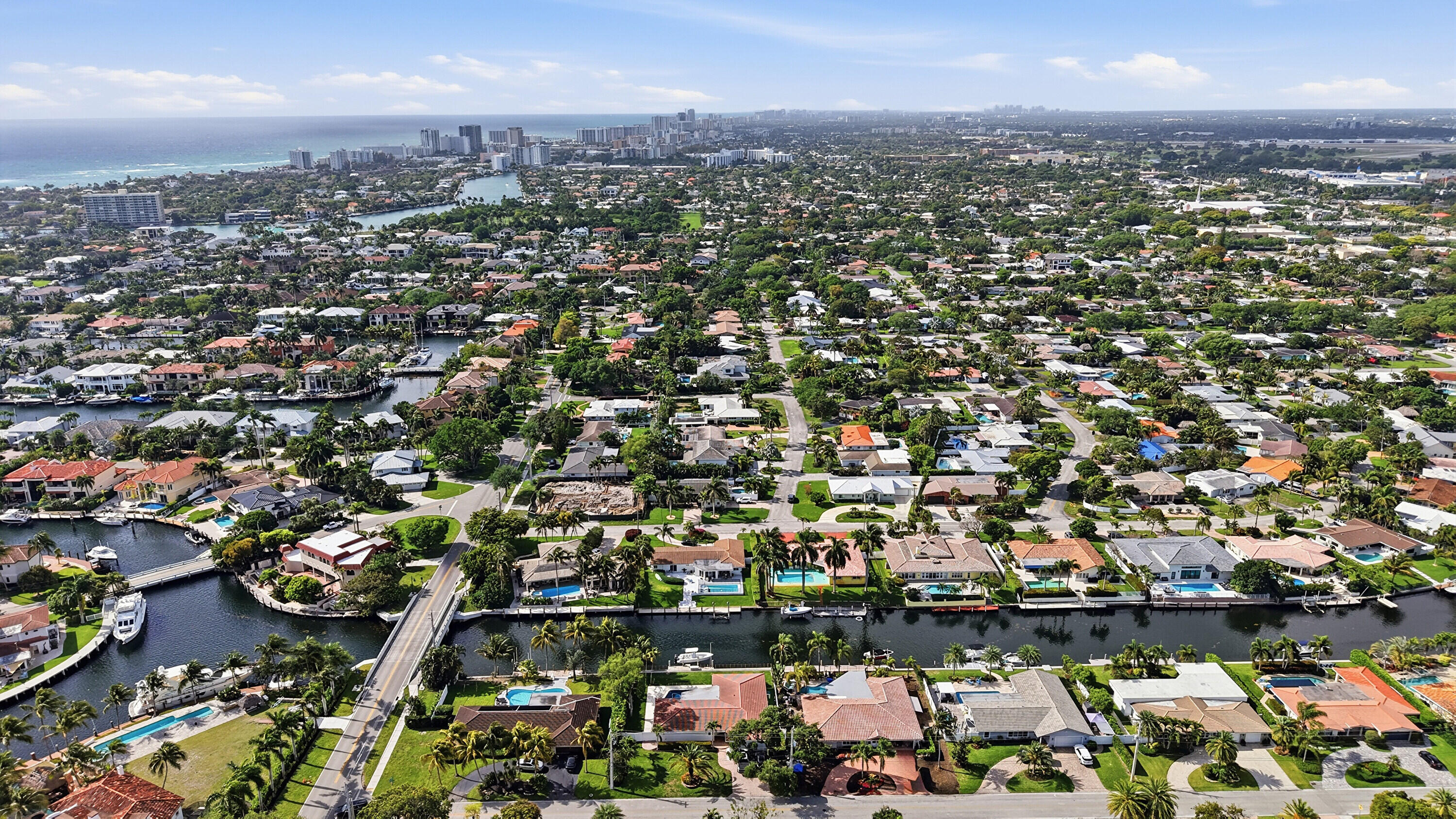 LIGHTHOUSE POINT ESTATES - Residential