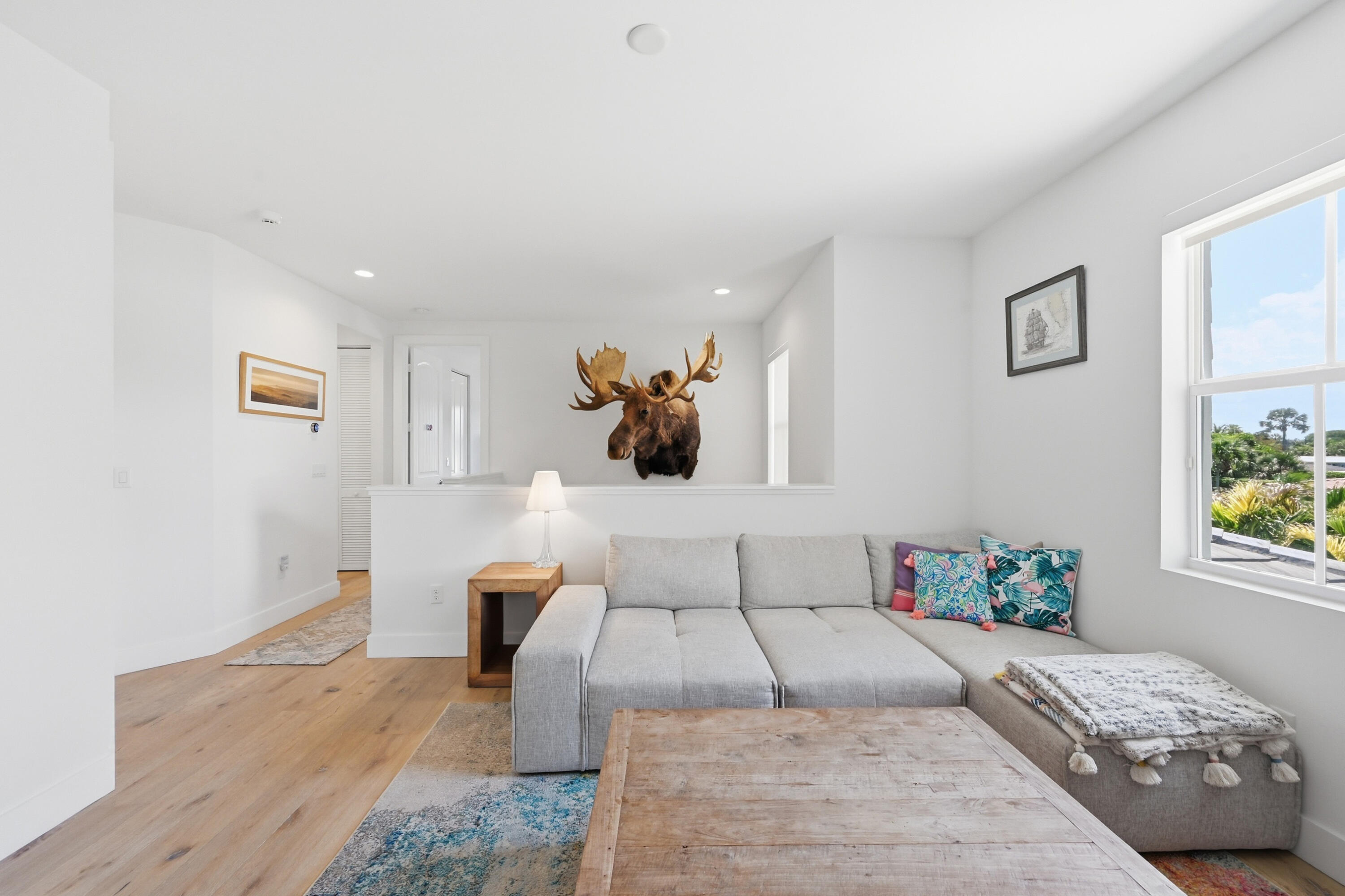 LIGHTHOUSE POINT ESTATES - Residential