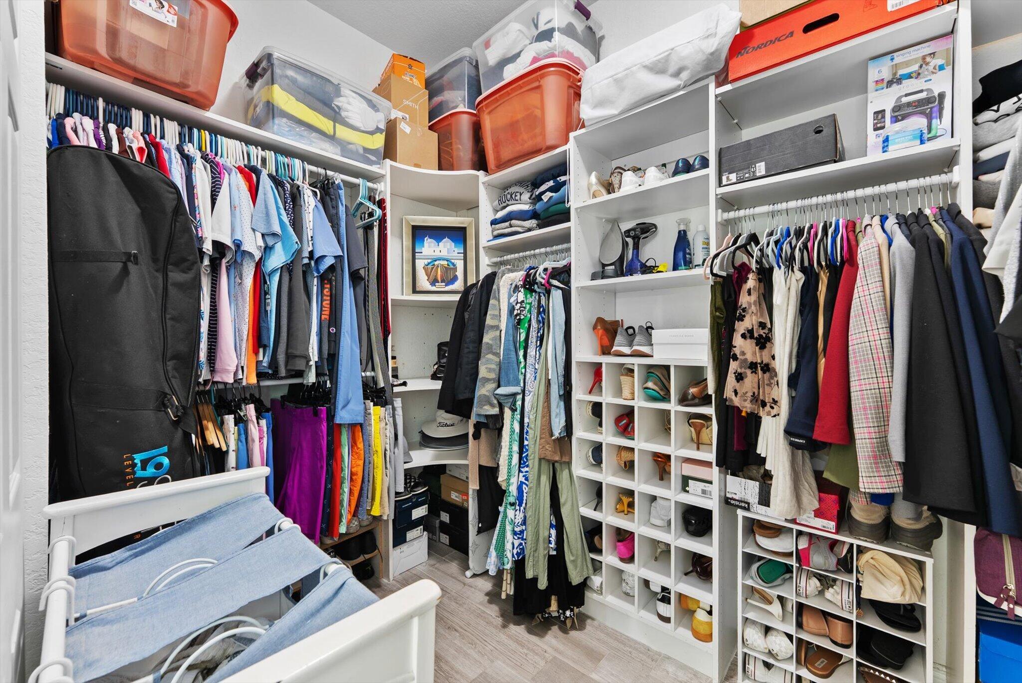 PARKSIDE ESTATES - Residential