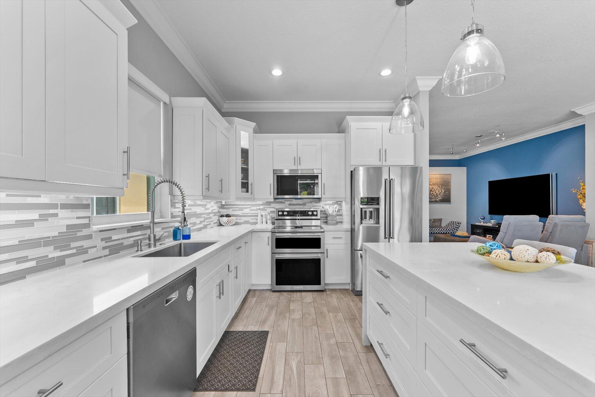 PARKSIDE ESTATES - Residential