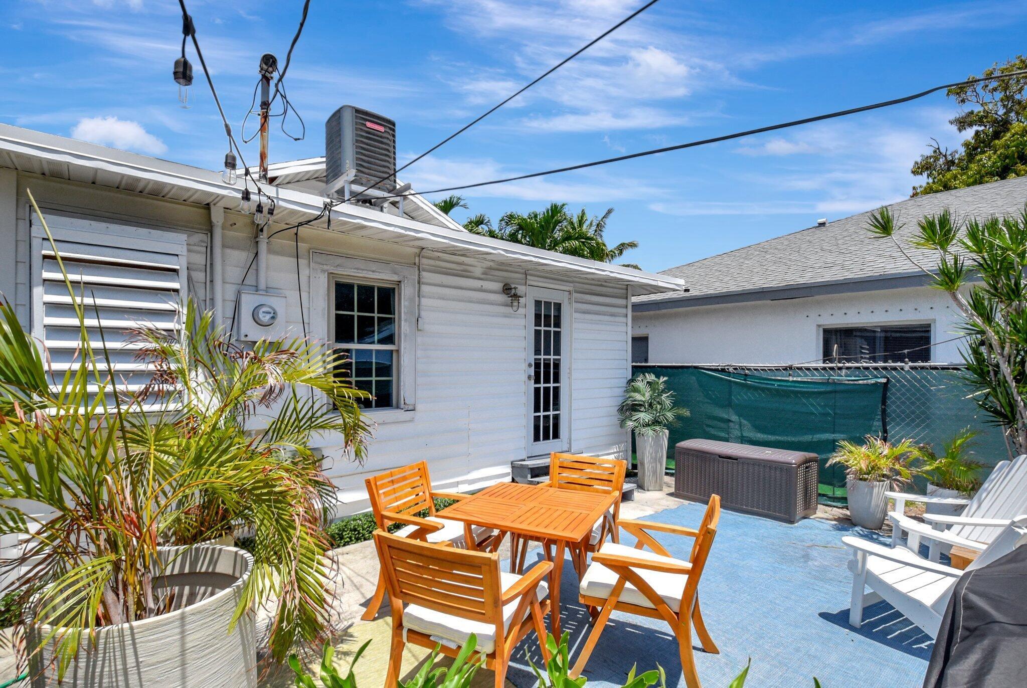 Lake Worth Town - Residential