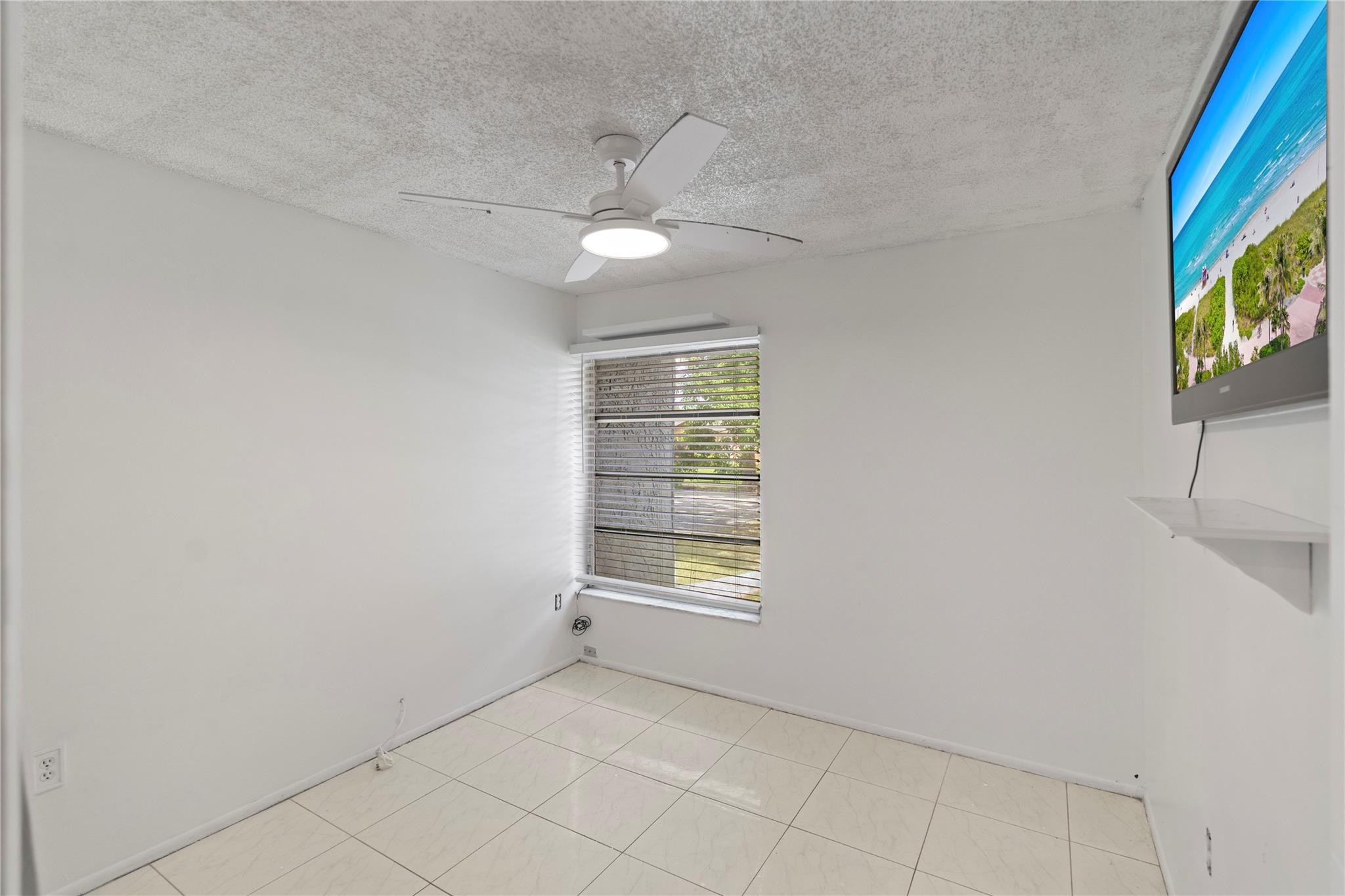 Westview Sec 3 Pt 2 95-1 - Residential