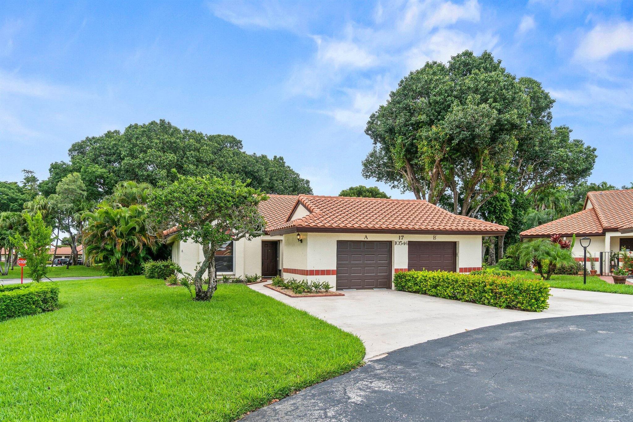 10546 Beach Palm A Court A