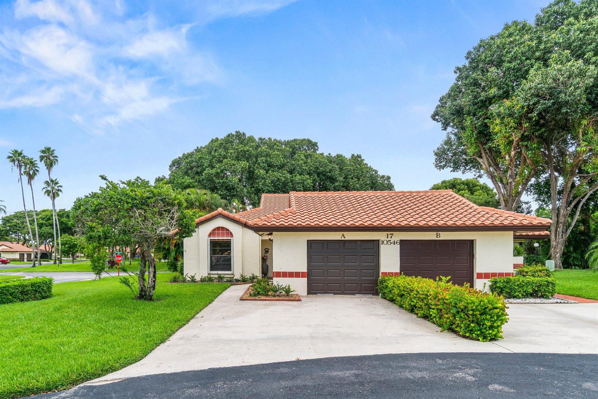 10546 Beach Palm A Court A