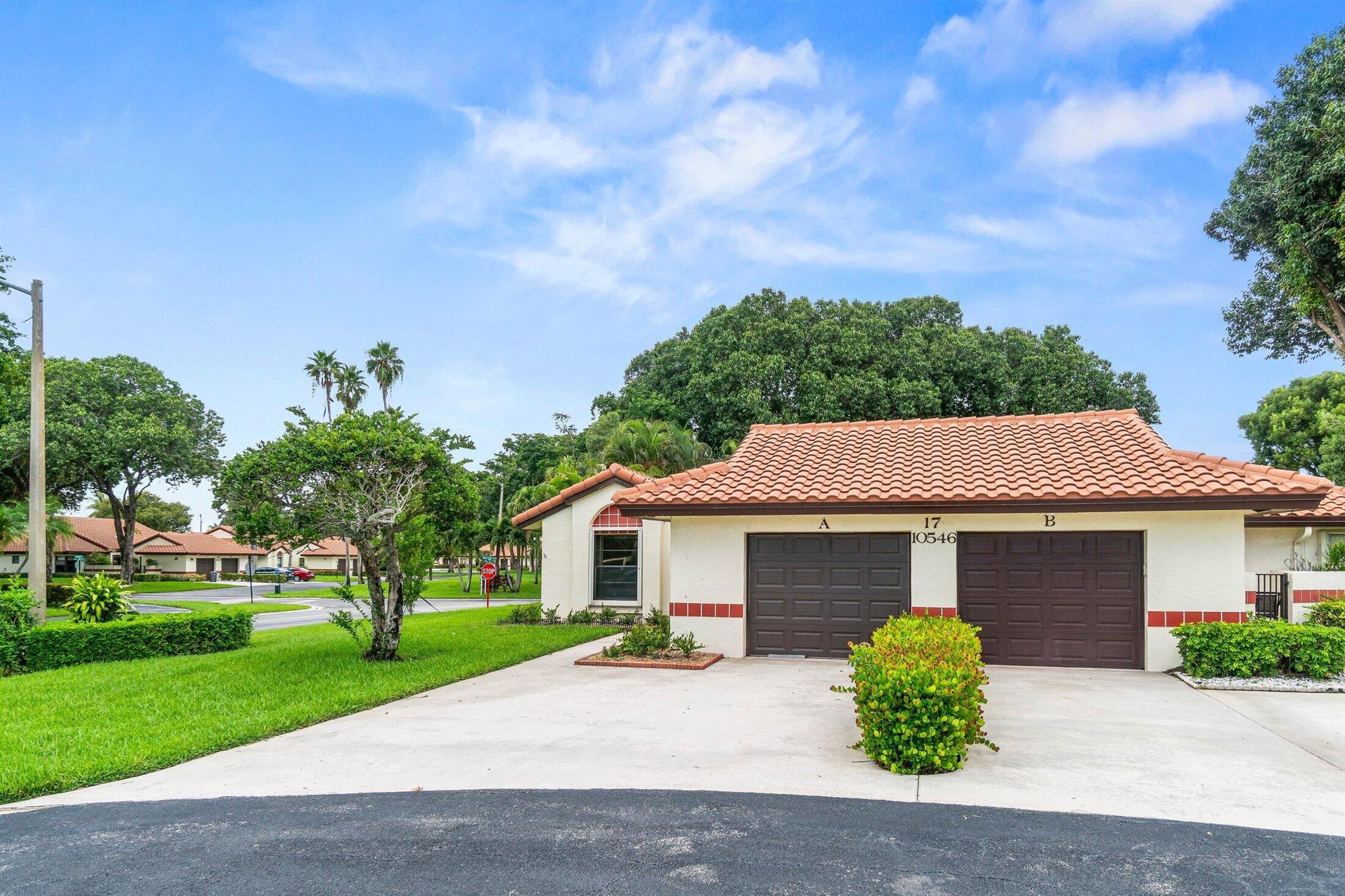 10546 Beach Palm A Court A