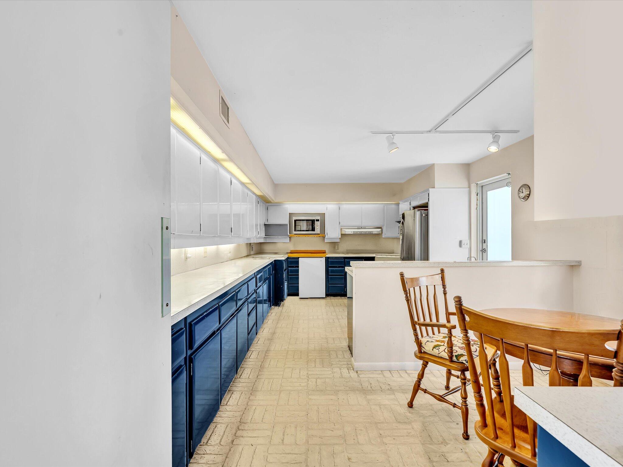 SOUTH PALM RESIDENCE INC - Residential