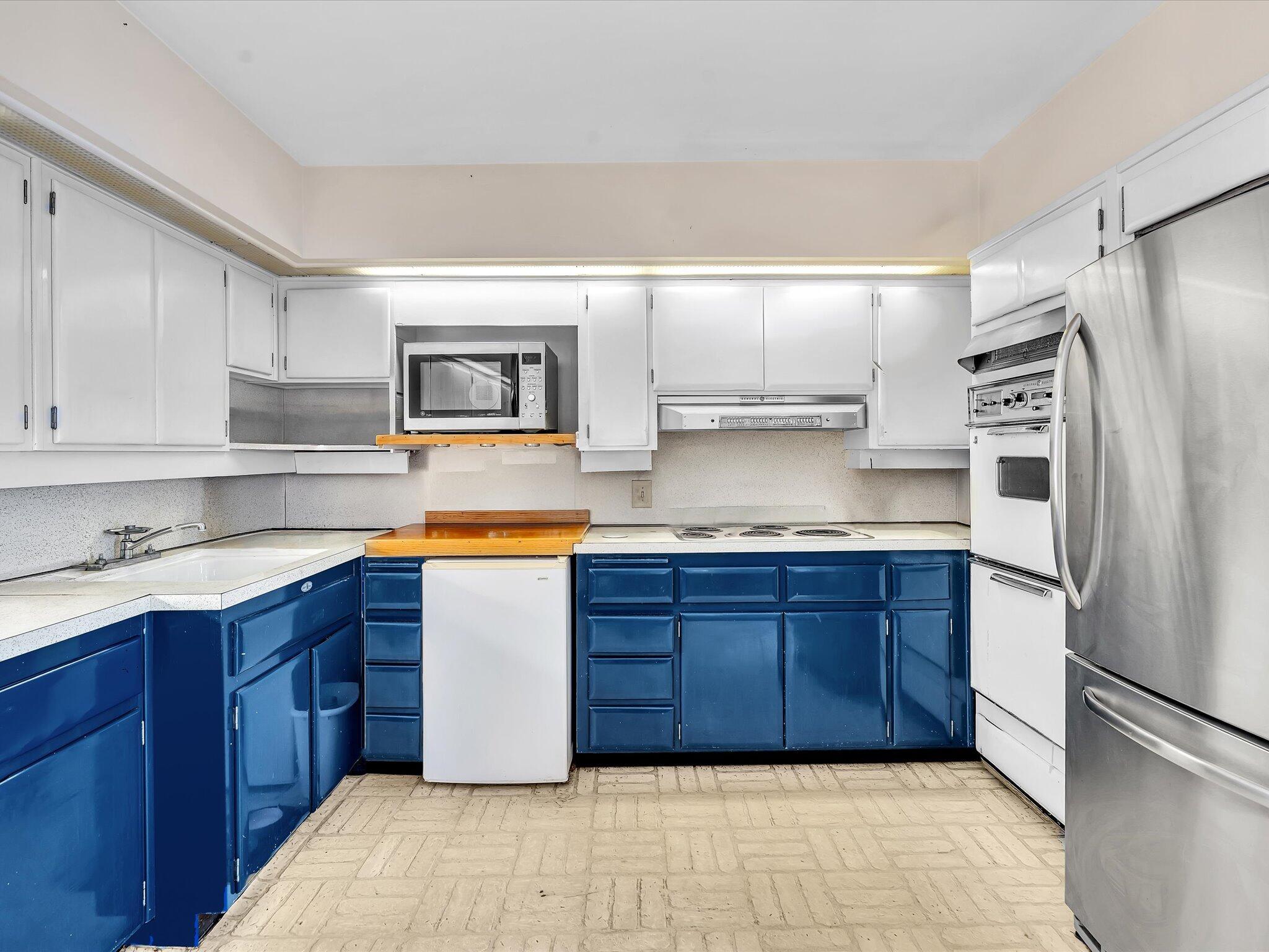 SOUTH PALM RESIDENCE INC - Residential