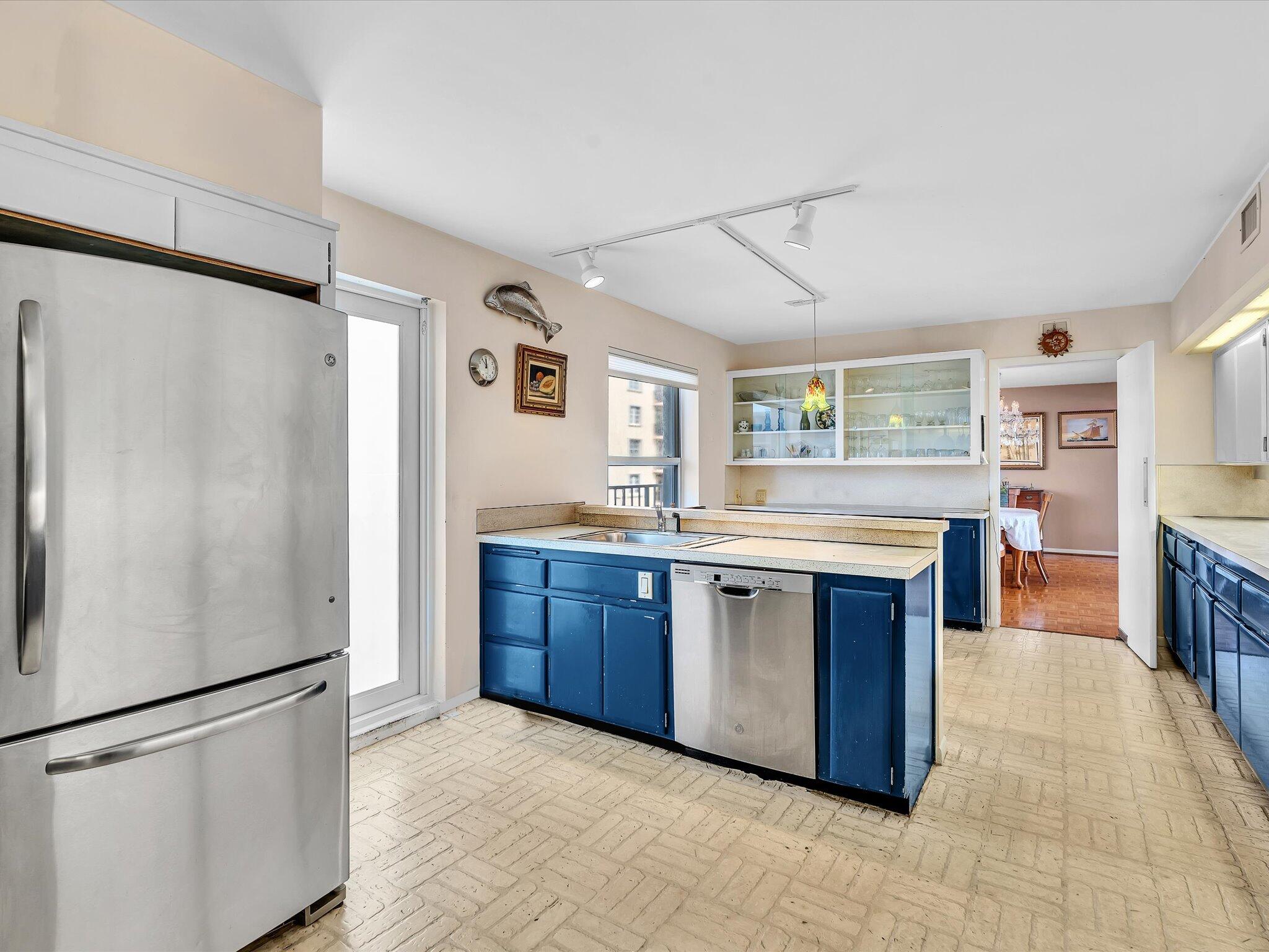 SOUTH PALM RESIDENCE INC - Residential