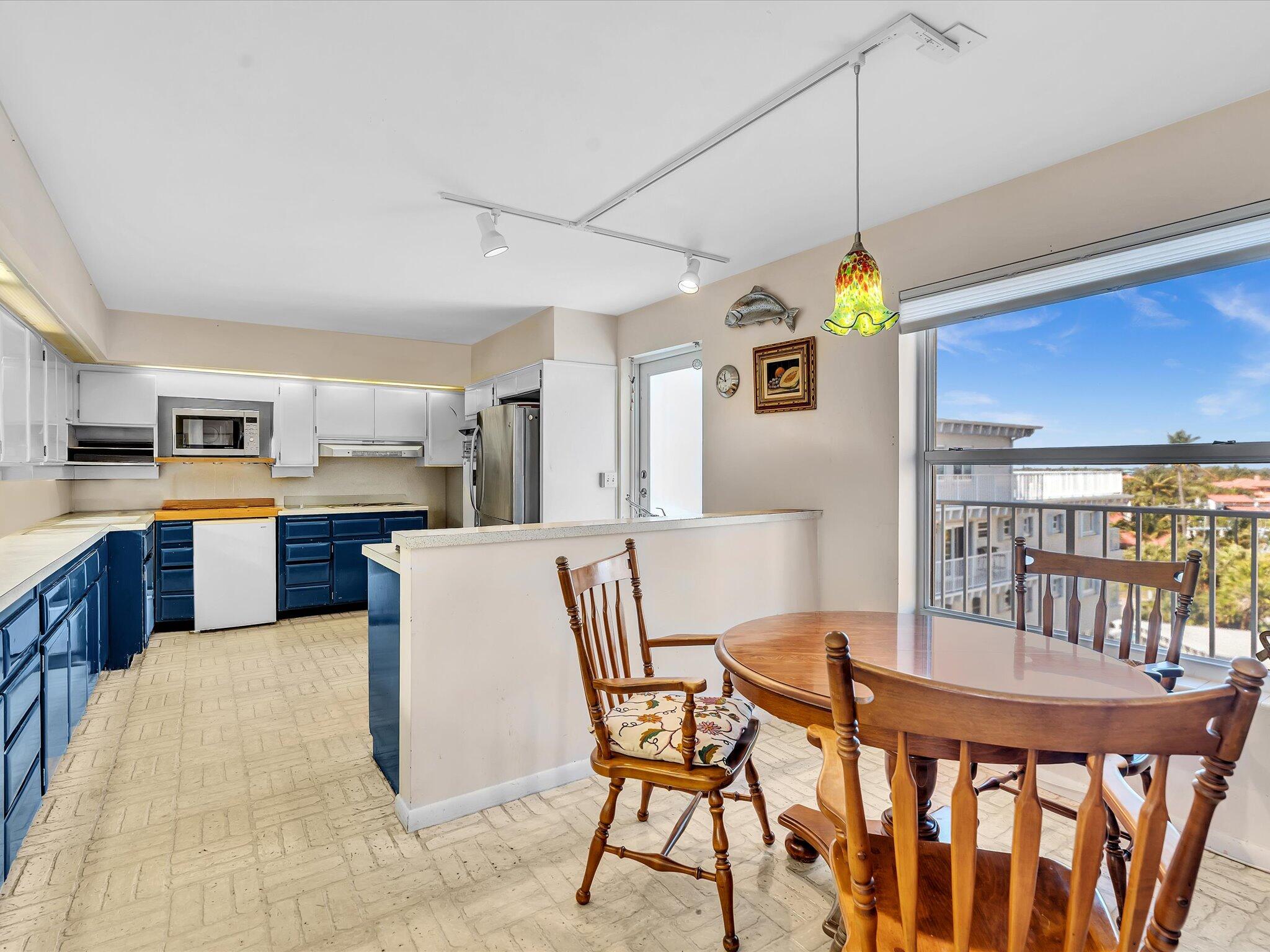 SOUTH PALM RESIDENCE INC - Residential