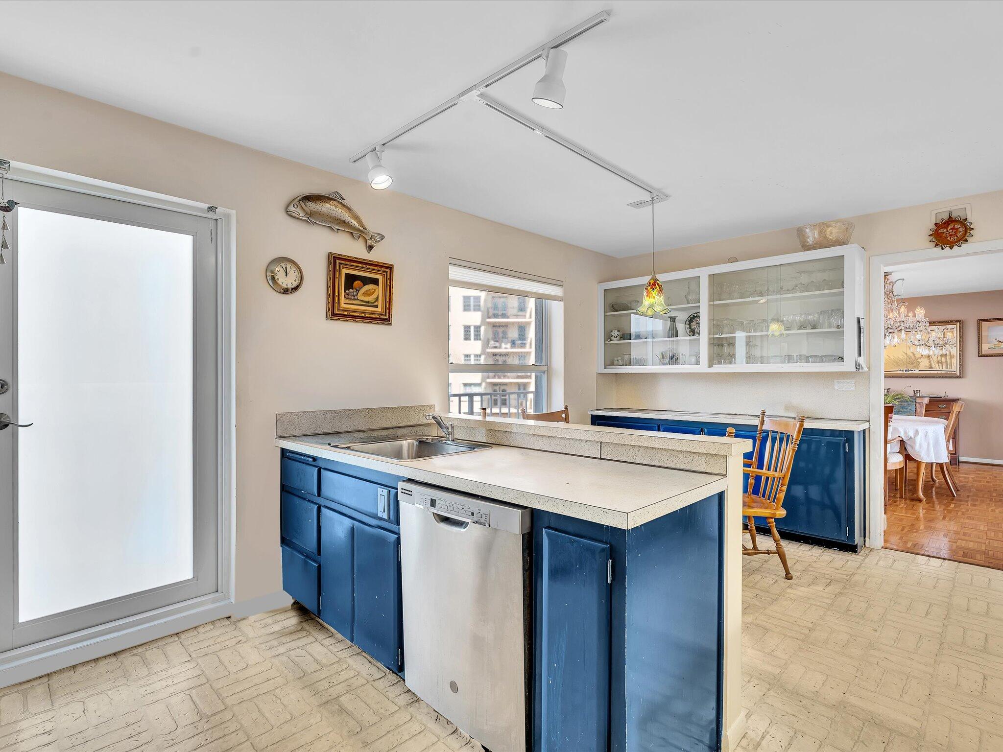 SOUTH PALM RESIDENCE INC - Residential