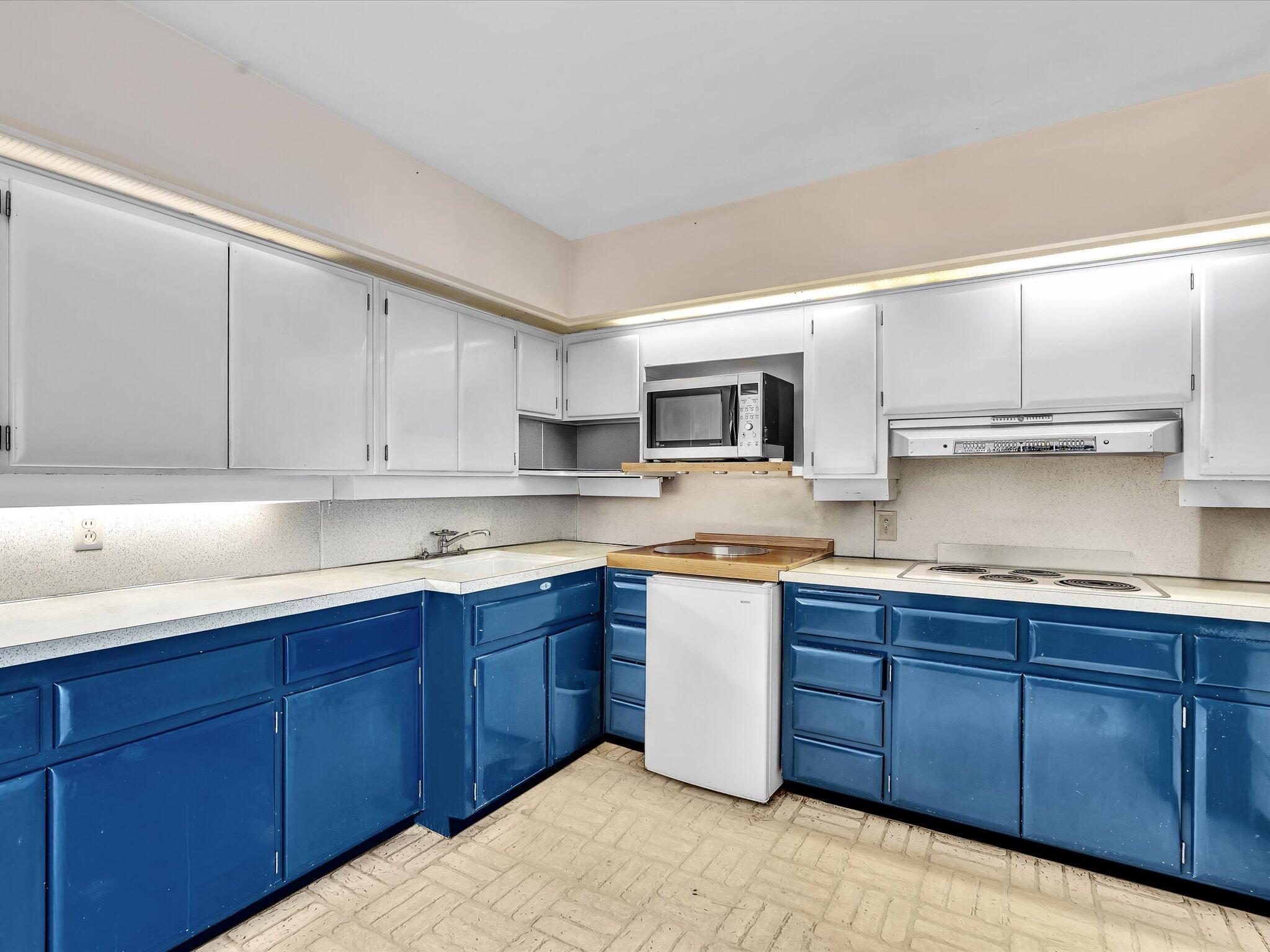 SOUTH PALM RESIDENCE INC - Residential