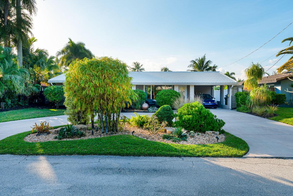 2301 NE 15th Terrace NE