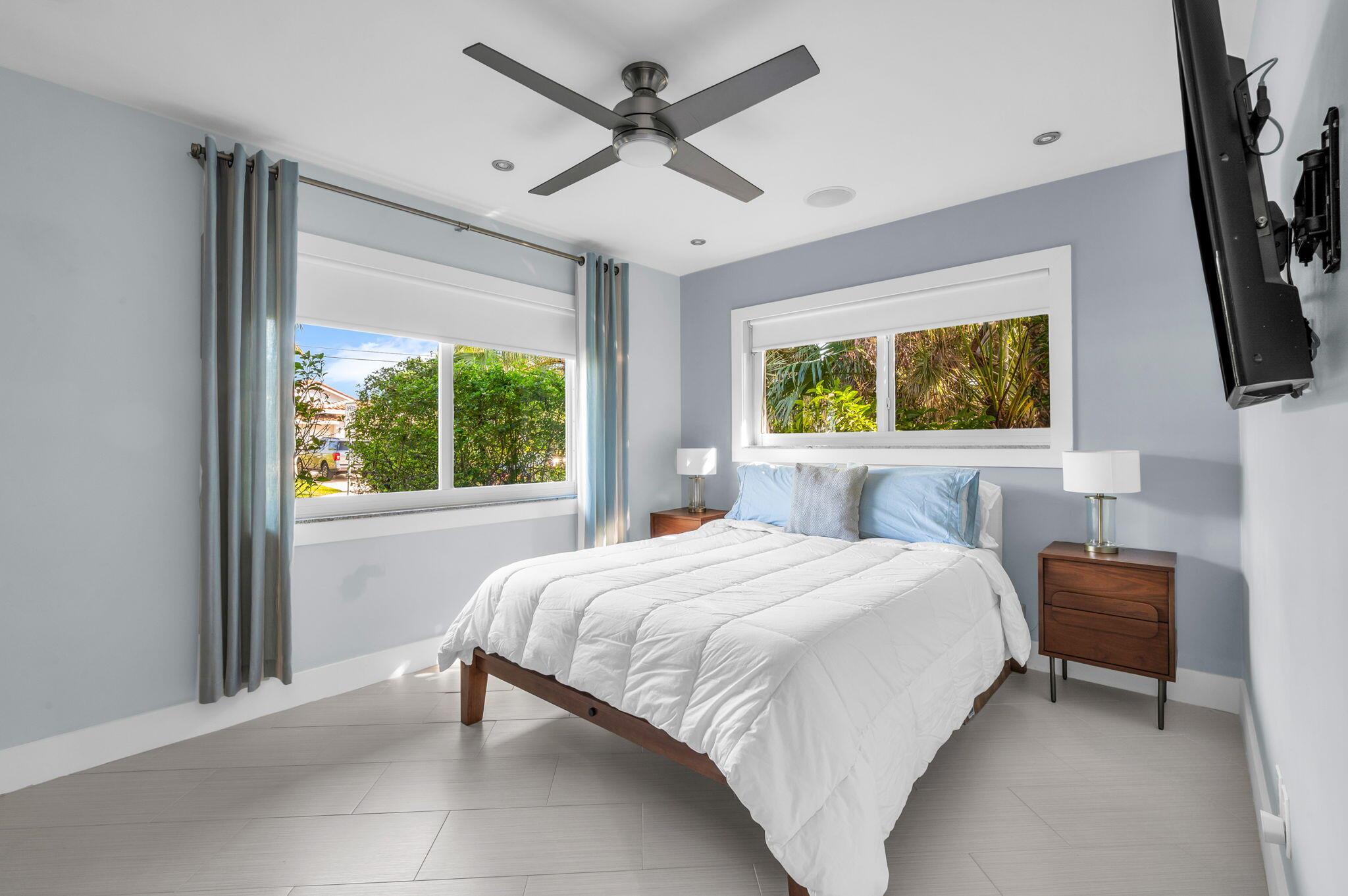 EDGEWATER ESTATES - Residential