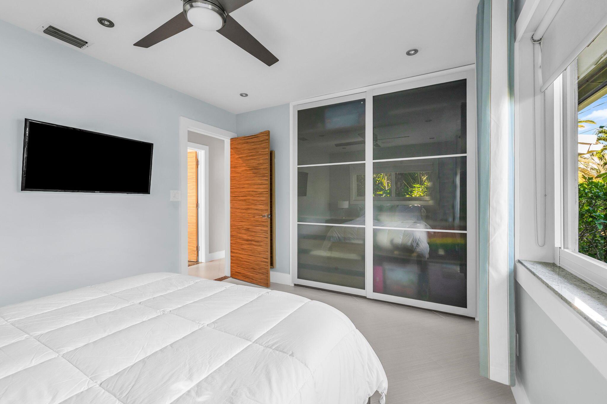 EDGEWATER ESTATES - Residential