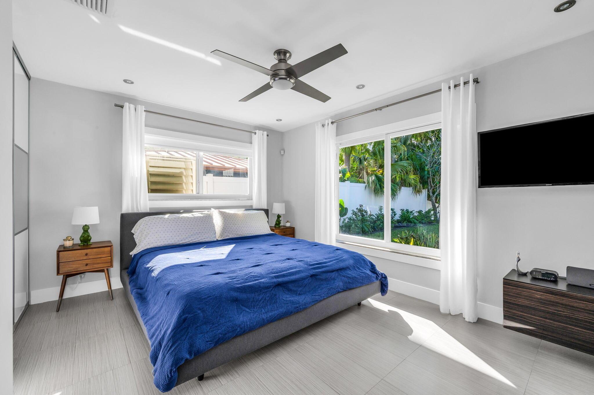 EDGEWATER ESTATES - Residential