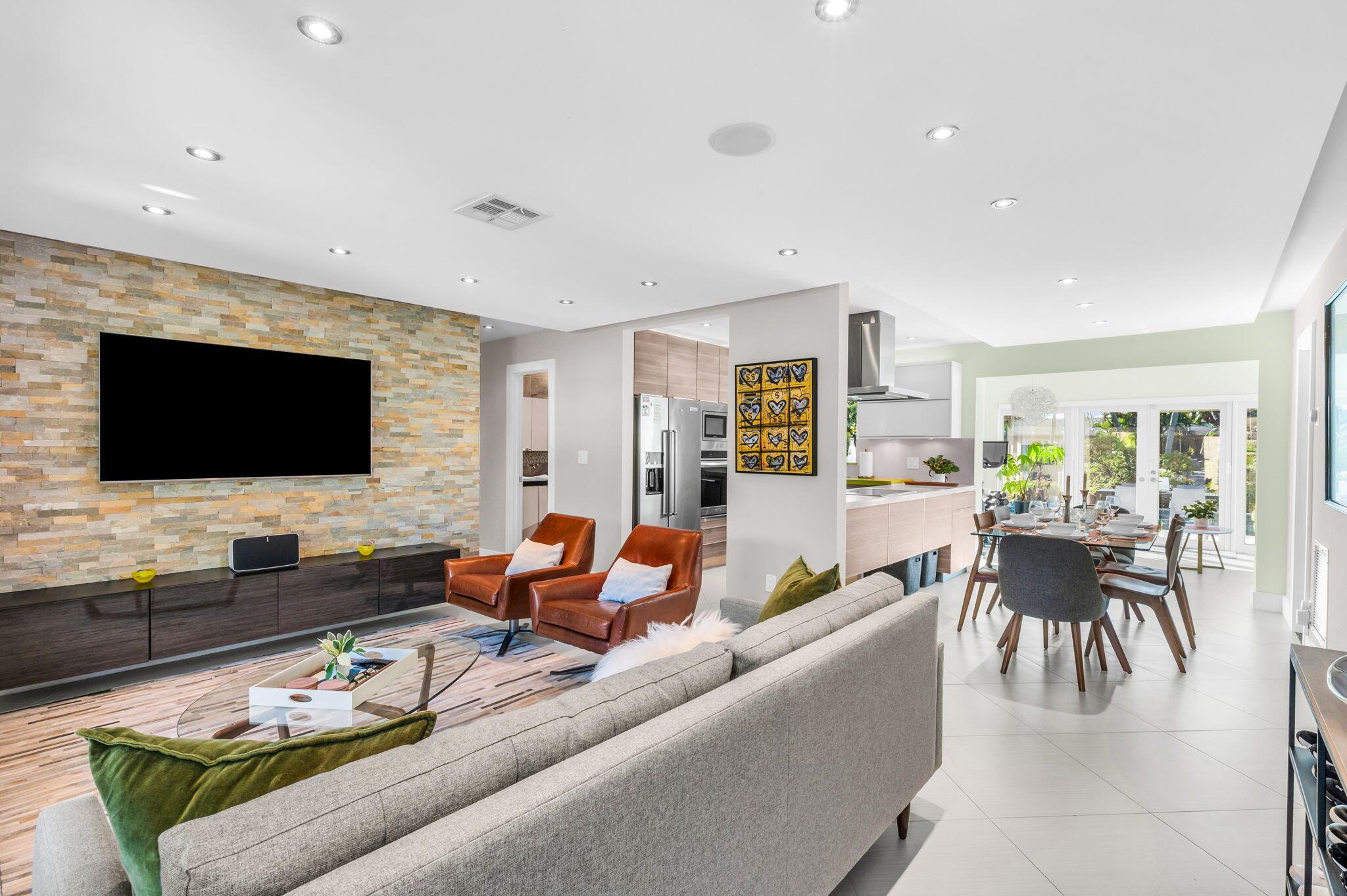 EDGEWATER ESTATES - Residential