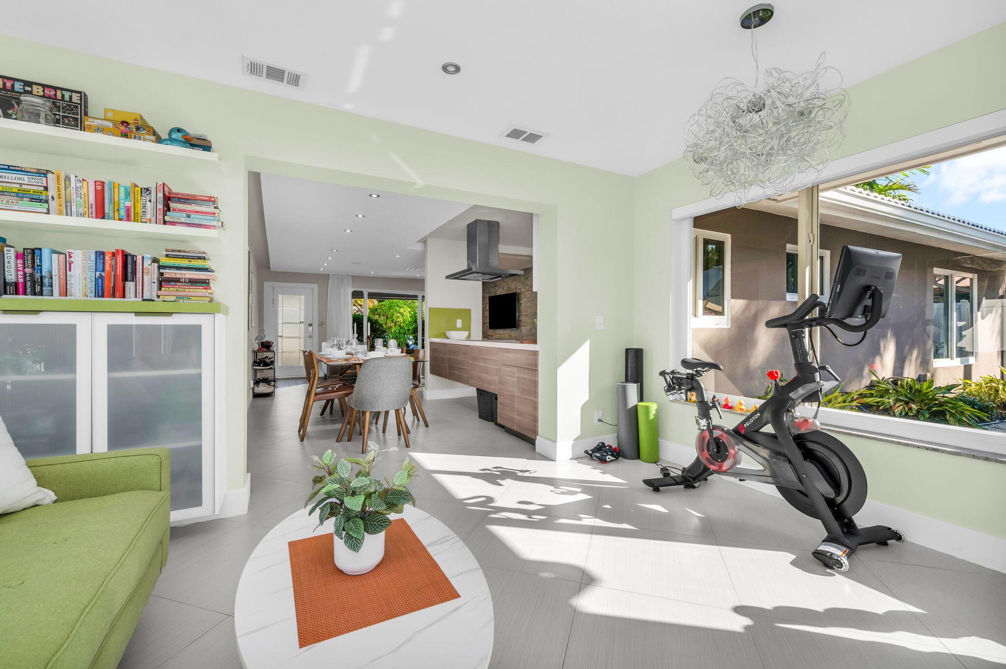 EDGEWATER ESTATES - Residential