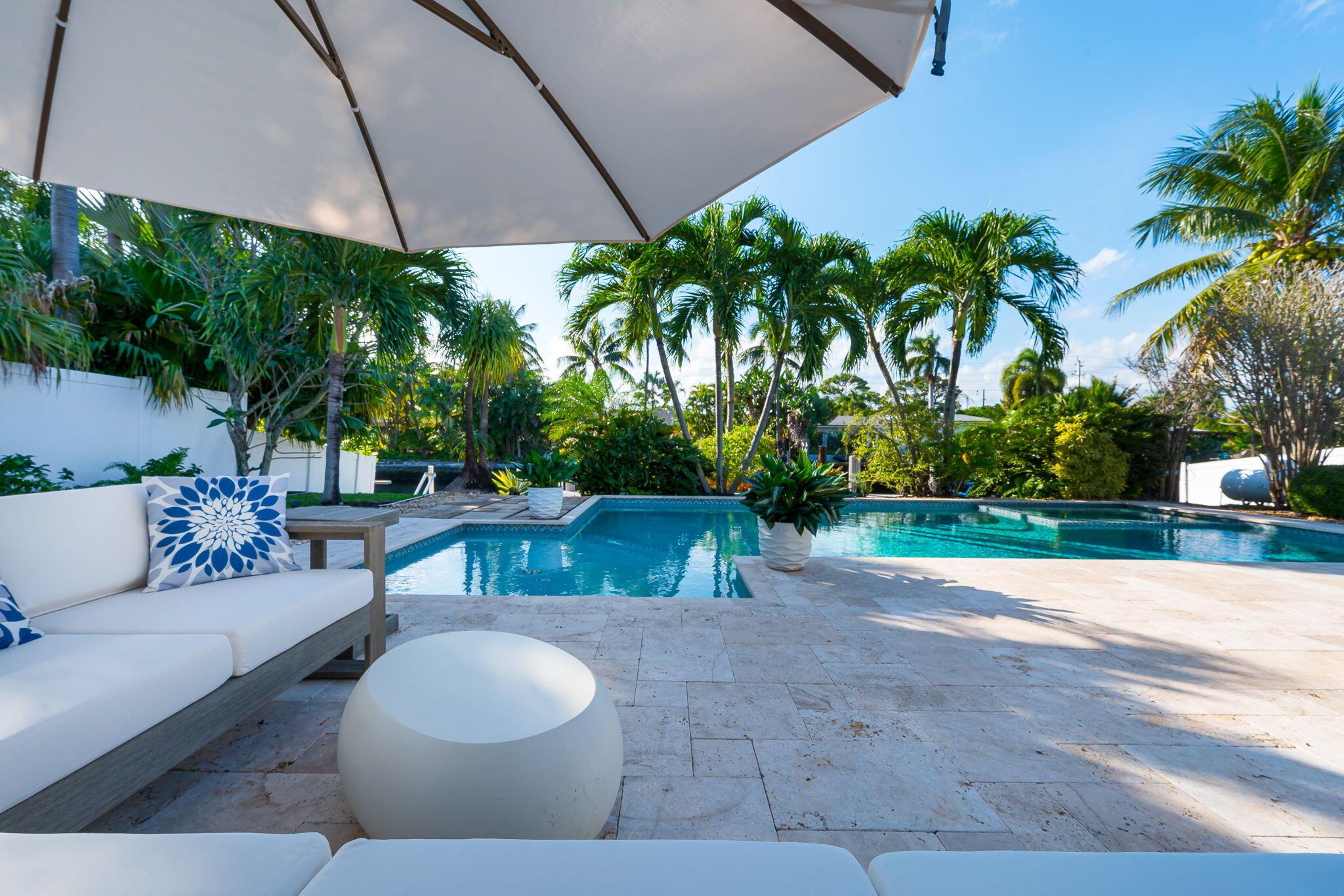 EDGEWATER ESTATES - Residential