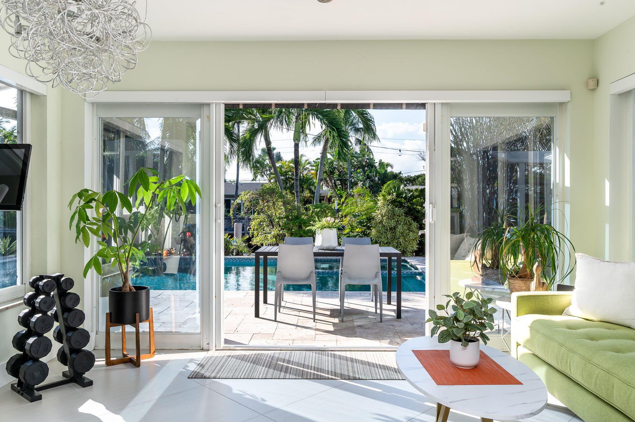 EDGEWATER ESTATES - Residential