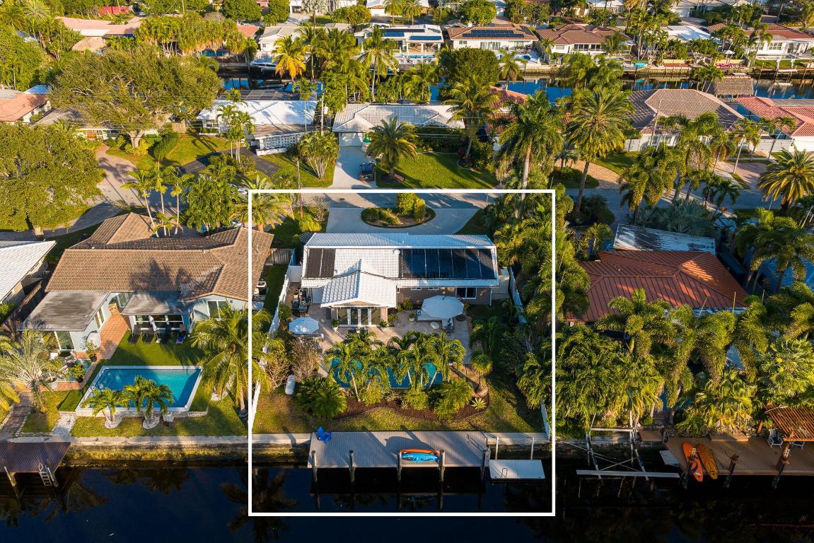 2301 NE 15th Terrace NE