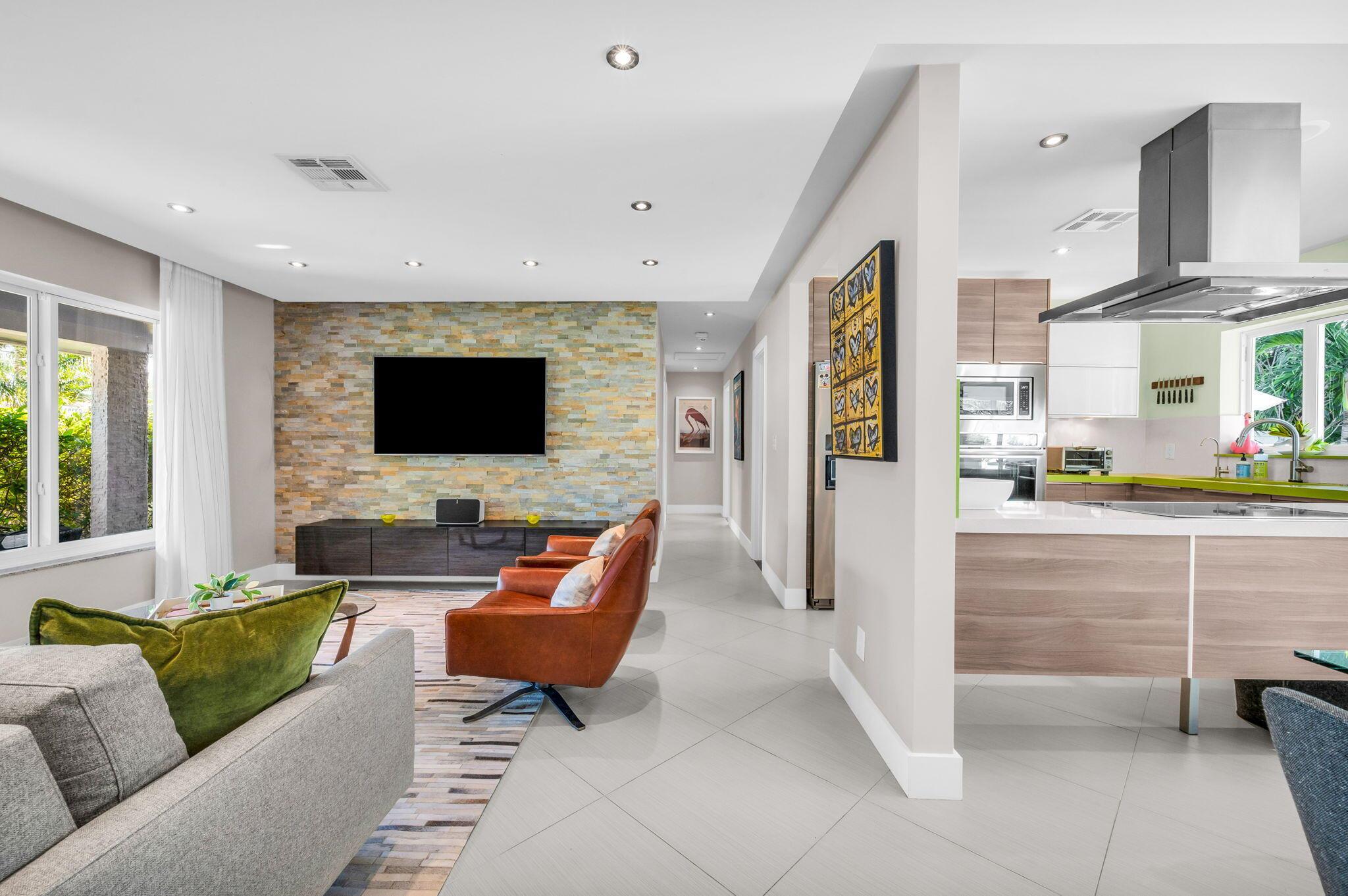 EDGEWATER ESTATES - Residential