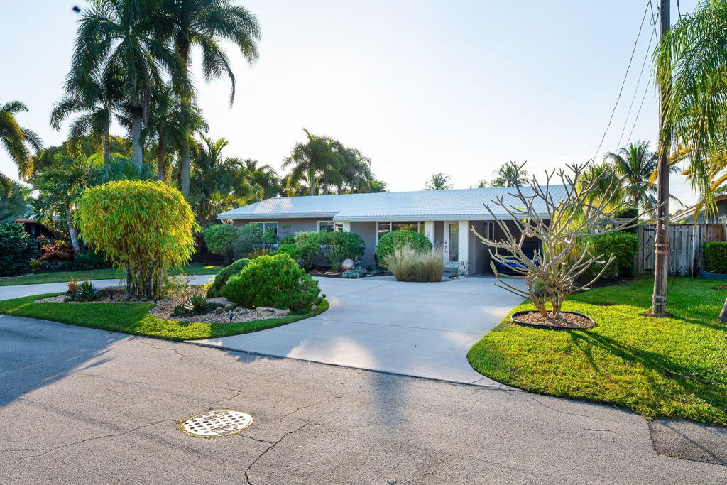 Photo of 2301 NE 15th Terrace NE, Wilton Manors, FL 33305 (MLS # R11149913)