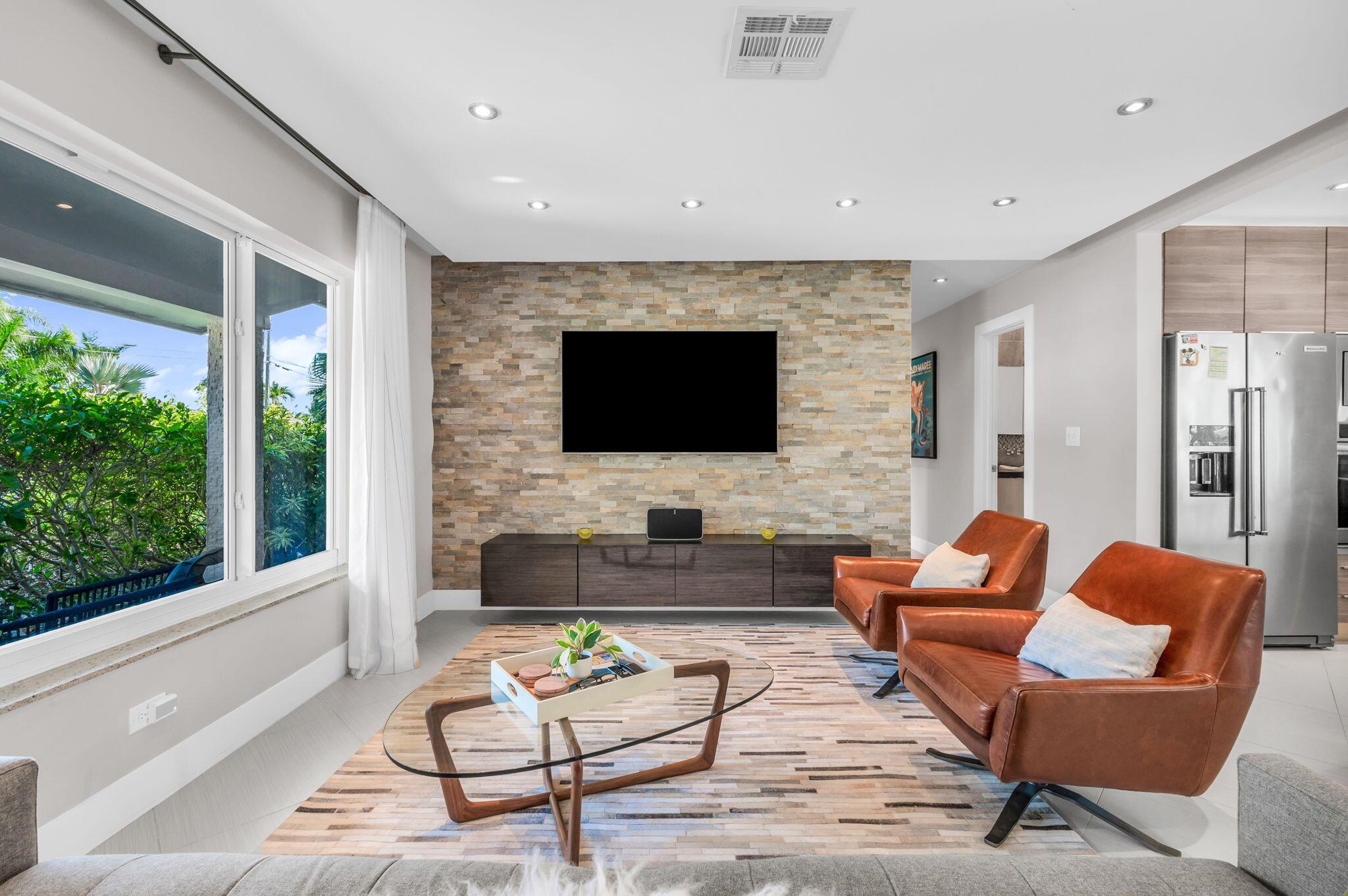 EDGEWATER ESTATES - Residential