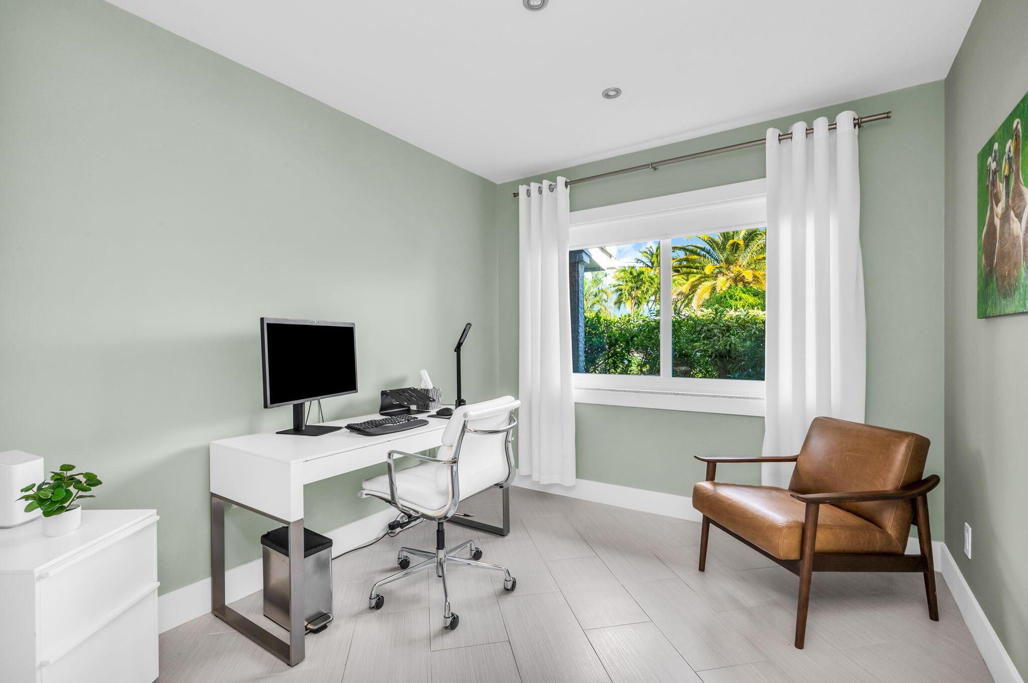 EDGEWATER ESTATES - Residential