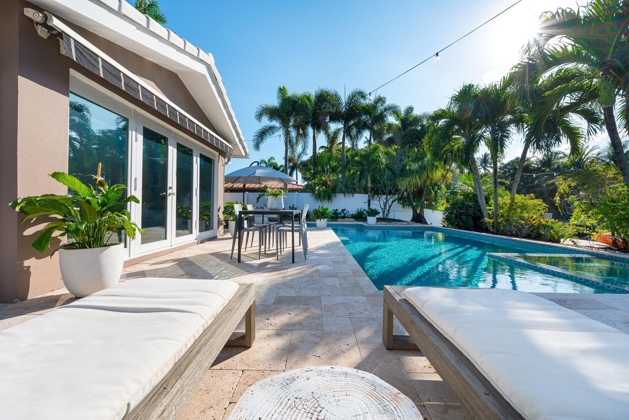 EDGEWATER ESTATES - Residential