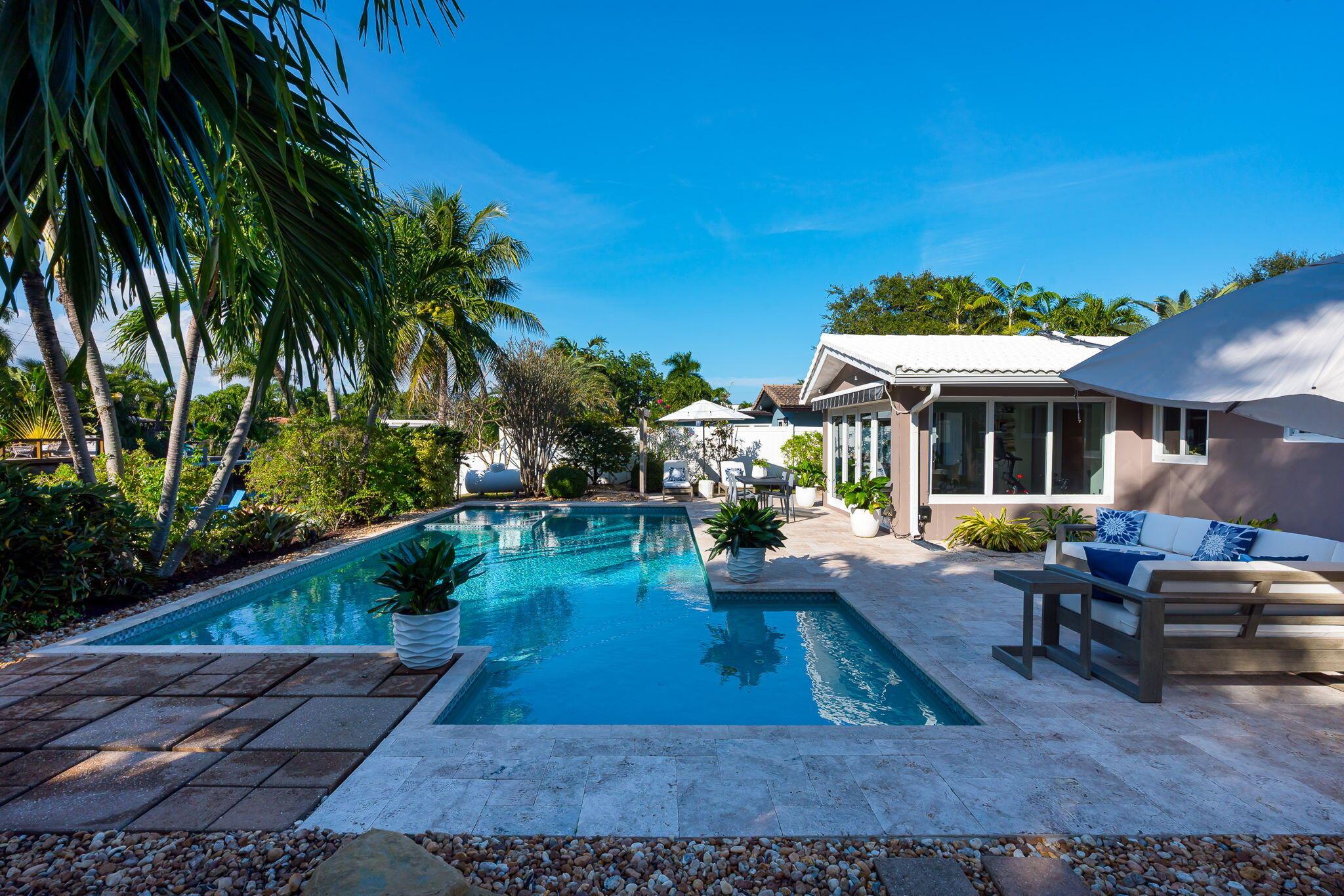 EDGEWATER ESTATES - Residential