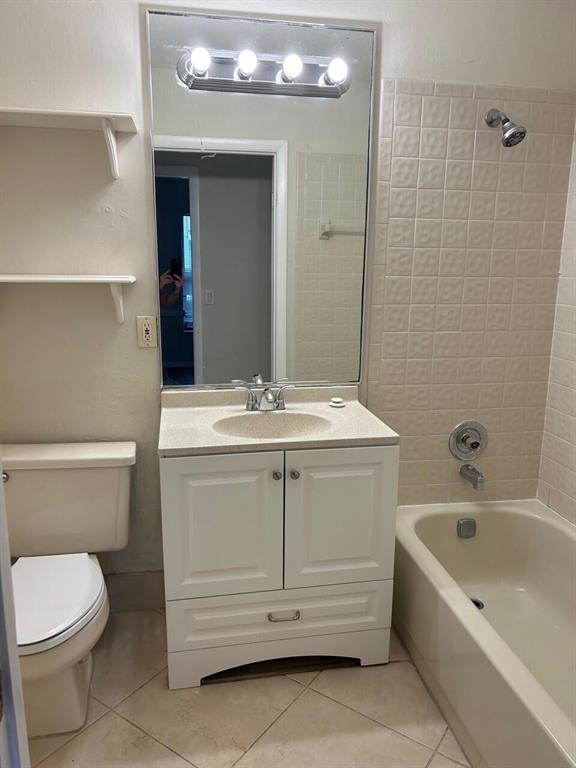 MEADOWS 300 1 - Residential Lease