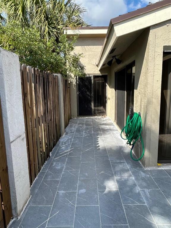 MEADOWS 300 1 - Residential Lease