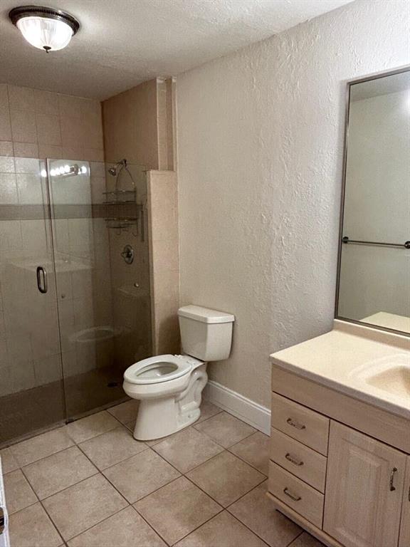 MEADOWS 300 1 - Residential Lease