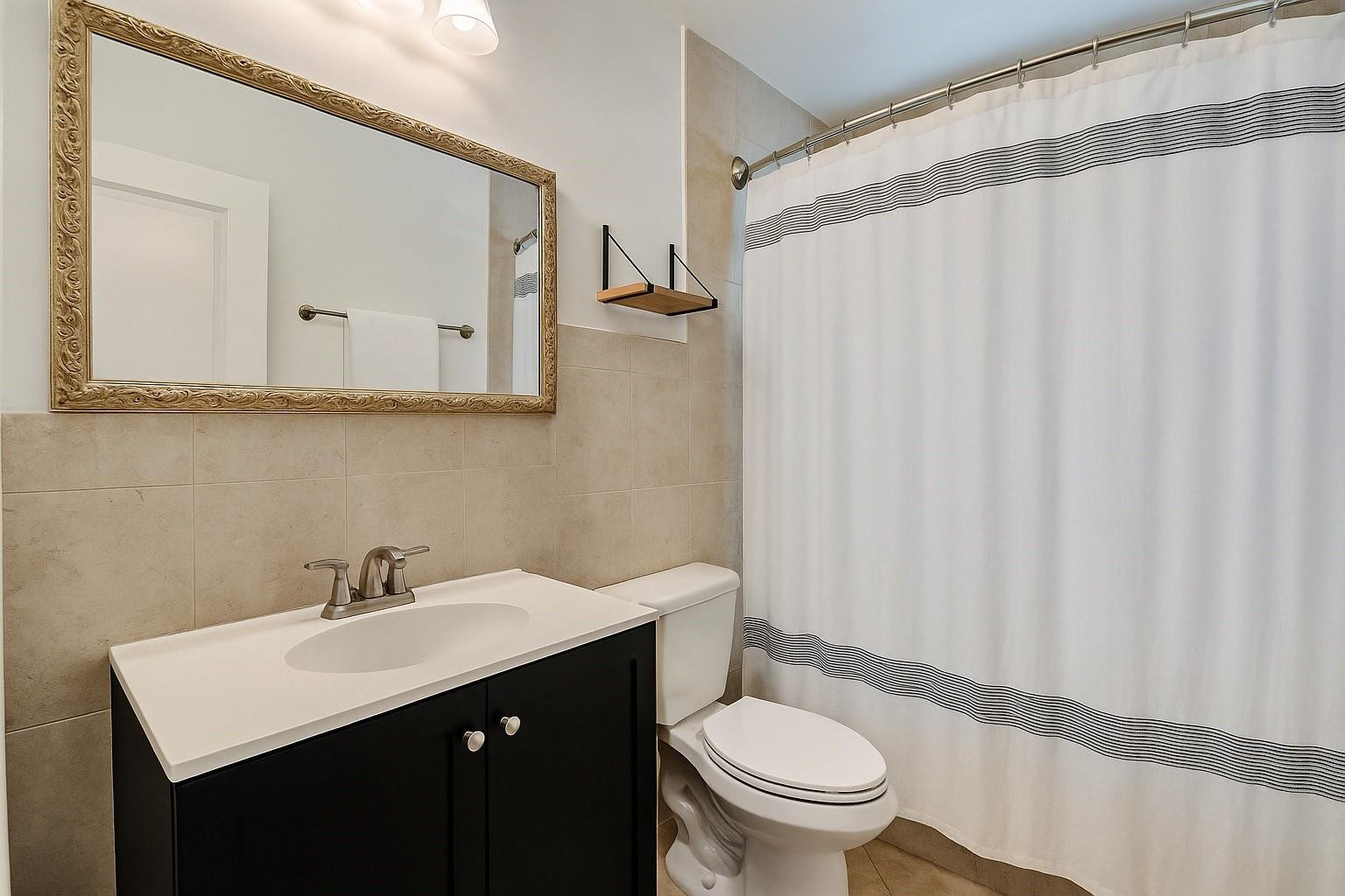 MIDDLE RIVER ESTATES - Residential Lease