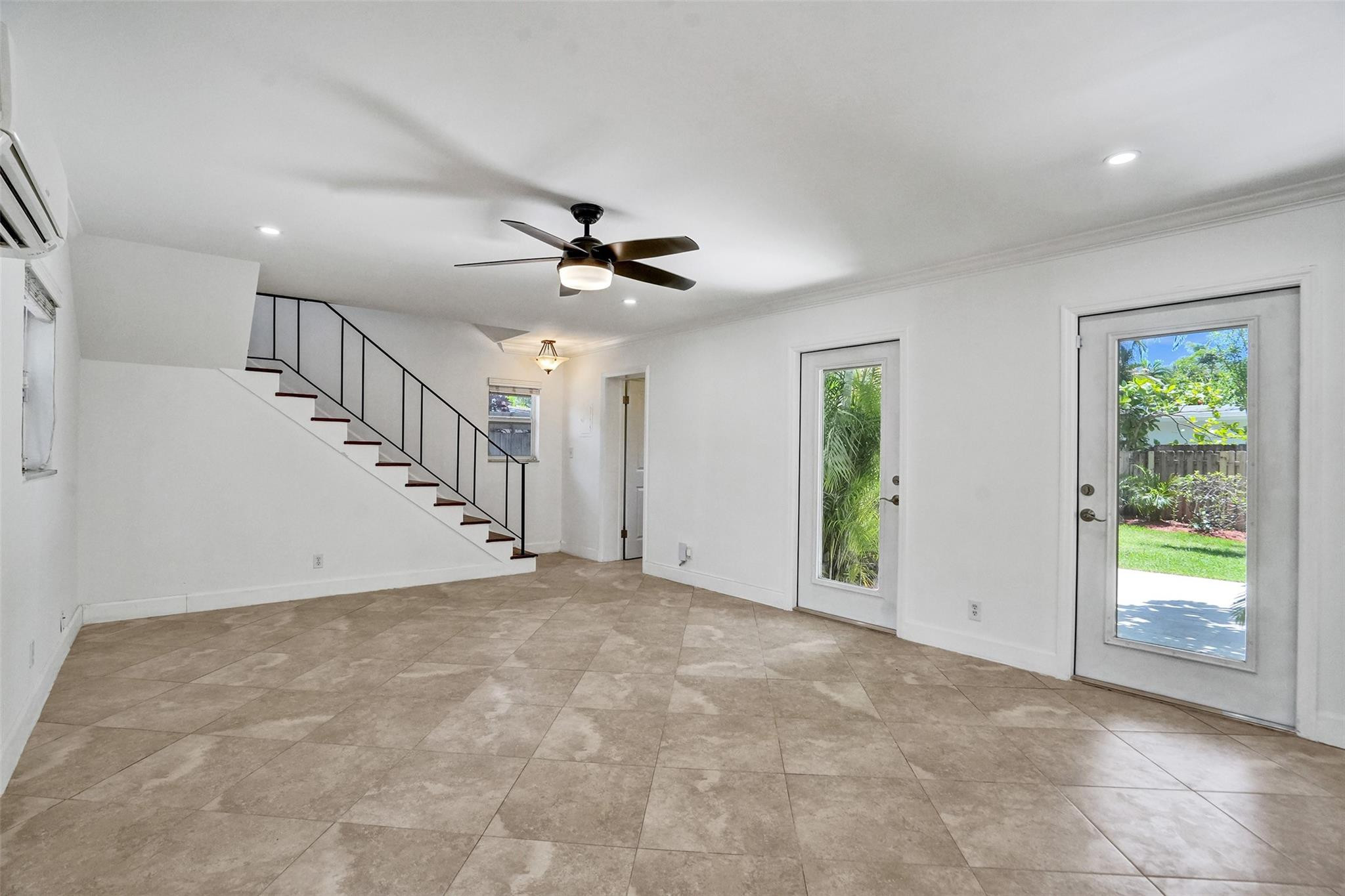 MIDDLE RIVER ESTATES - Residential Lease
