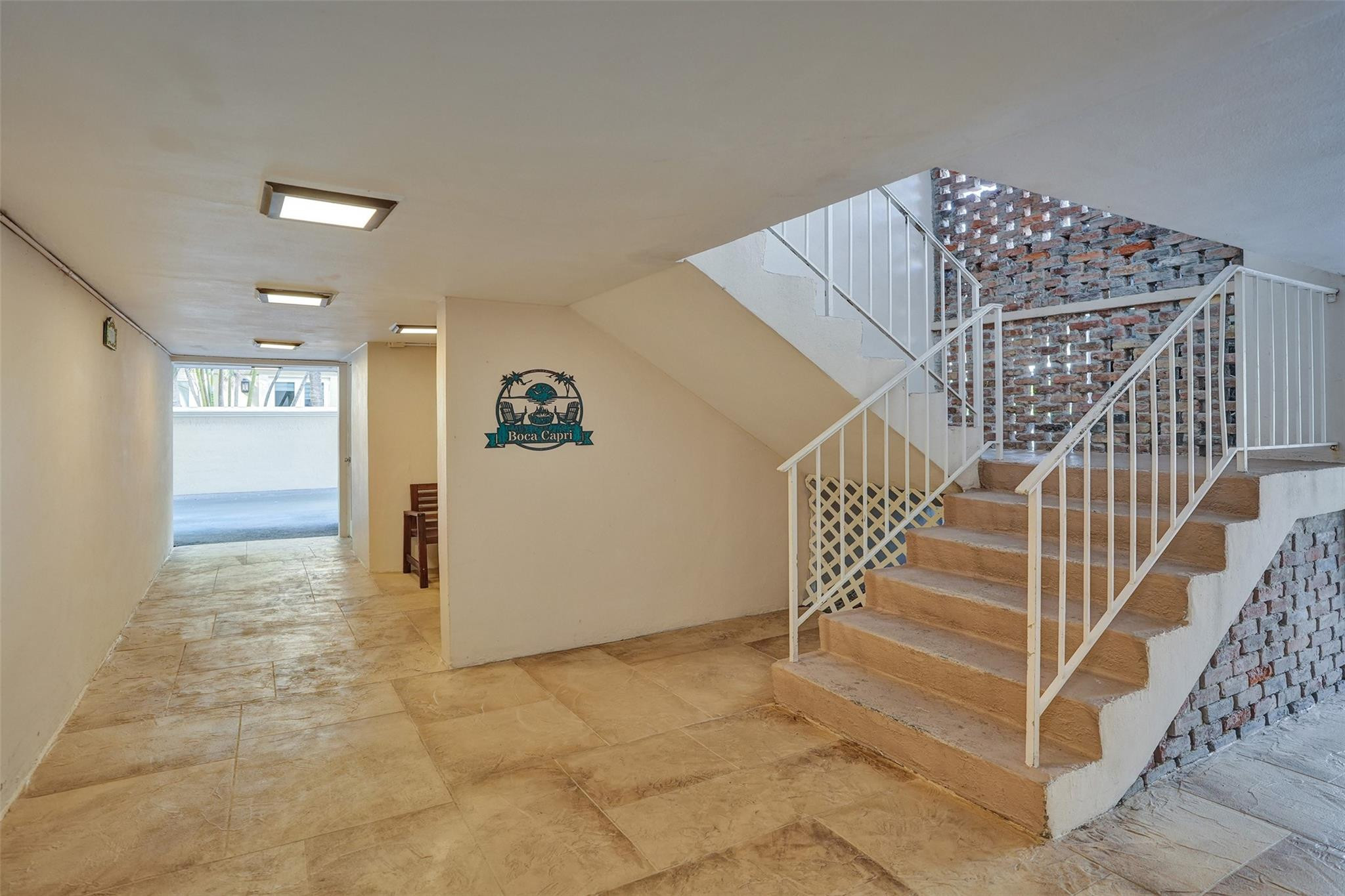 BOCA CAPRI COND APTS - Residential Lease