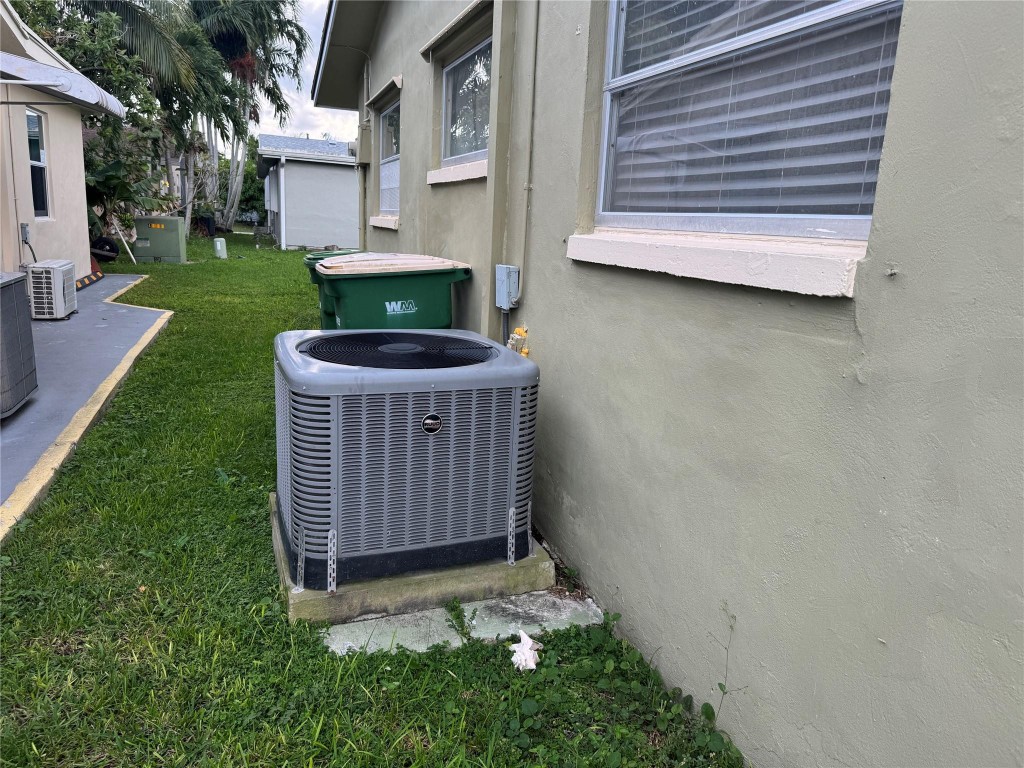 Mainlands Of Tamarac Lake - Residential