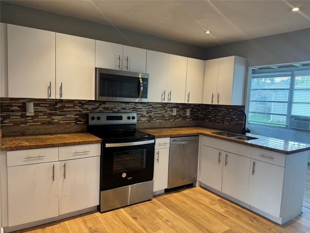 Mainlands Of Tamarac Lake - Residential