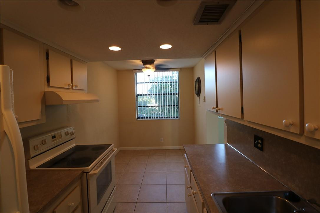 GATE #3 CONDO - Residential